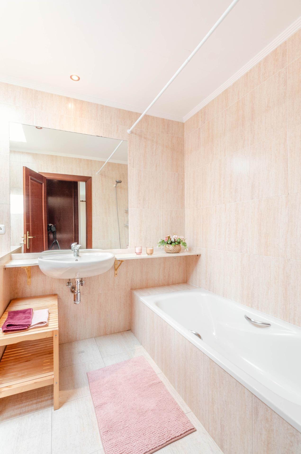 Casa en venta en calle Alerces, 12, Asturias 31/50