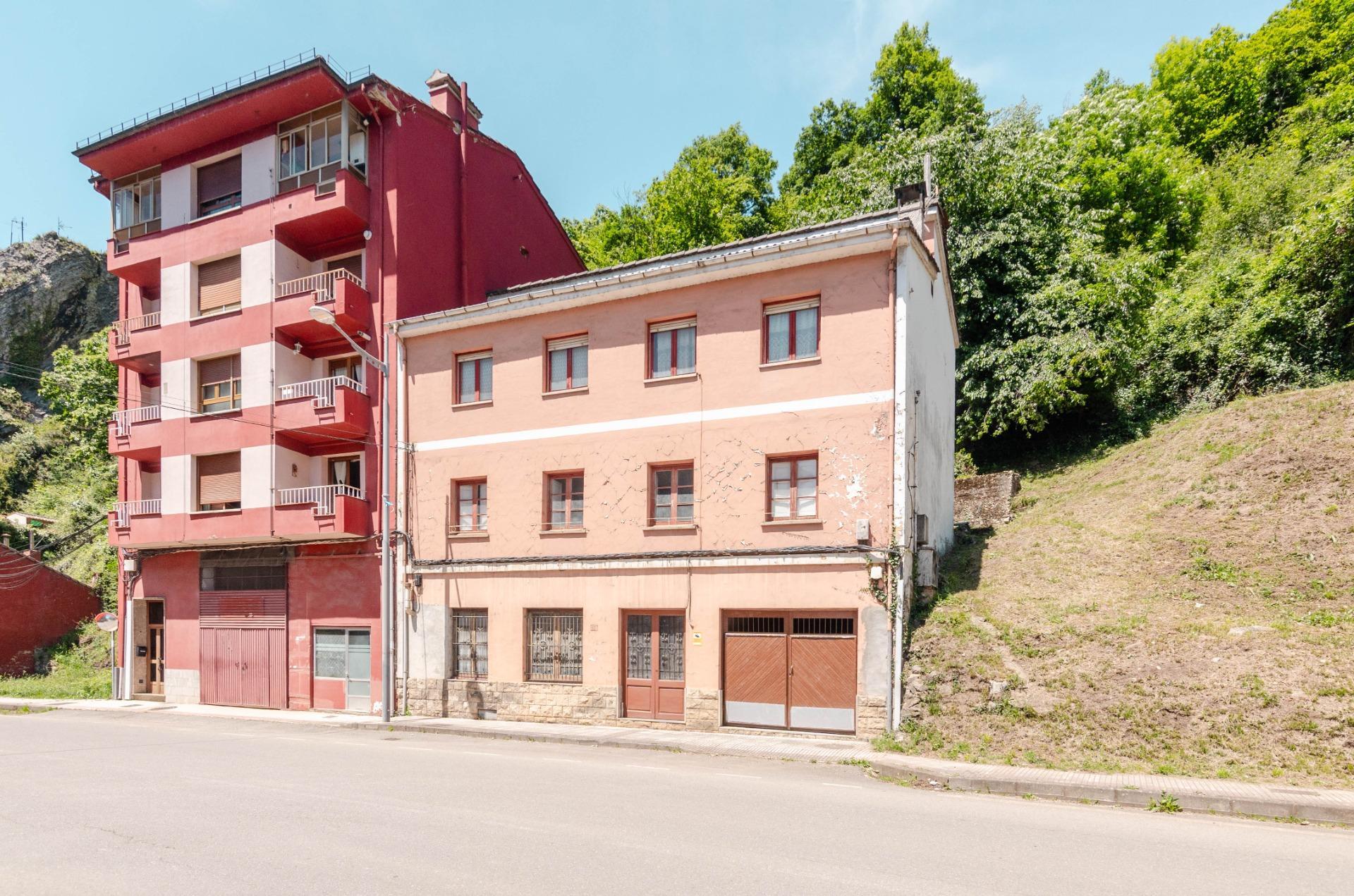 Edificio en venta, Cabañaquinta