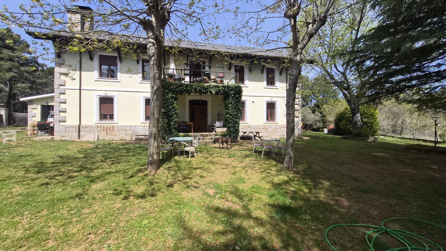Casa en venta  calle CL ALCALDE PACO AZAÑEDO, Las Navas del Marqués  4/50