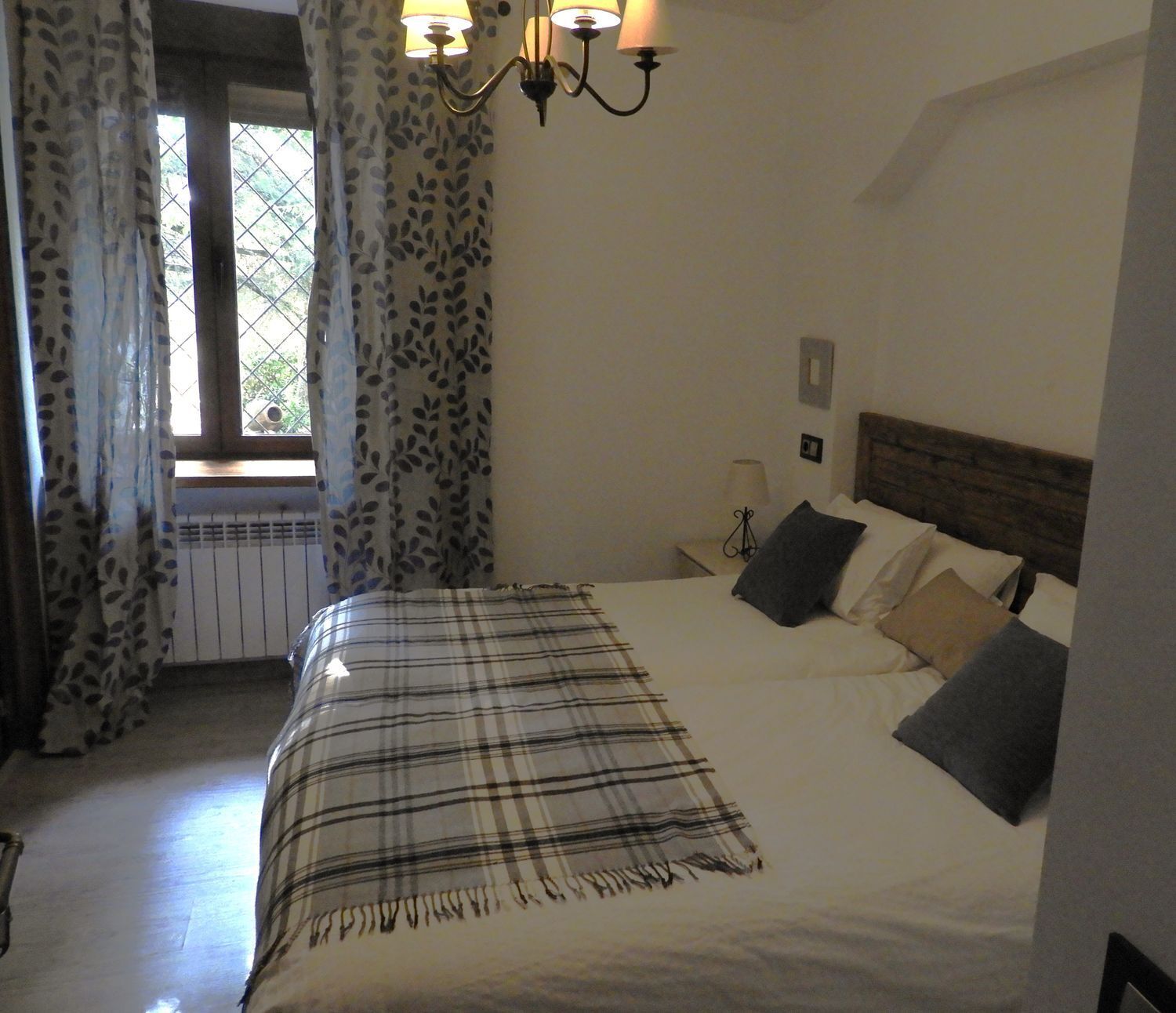 Casa en venta  calle CL ALCALDE PACO AZAÑEDO, Las Navas del Marqués  22/50