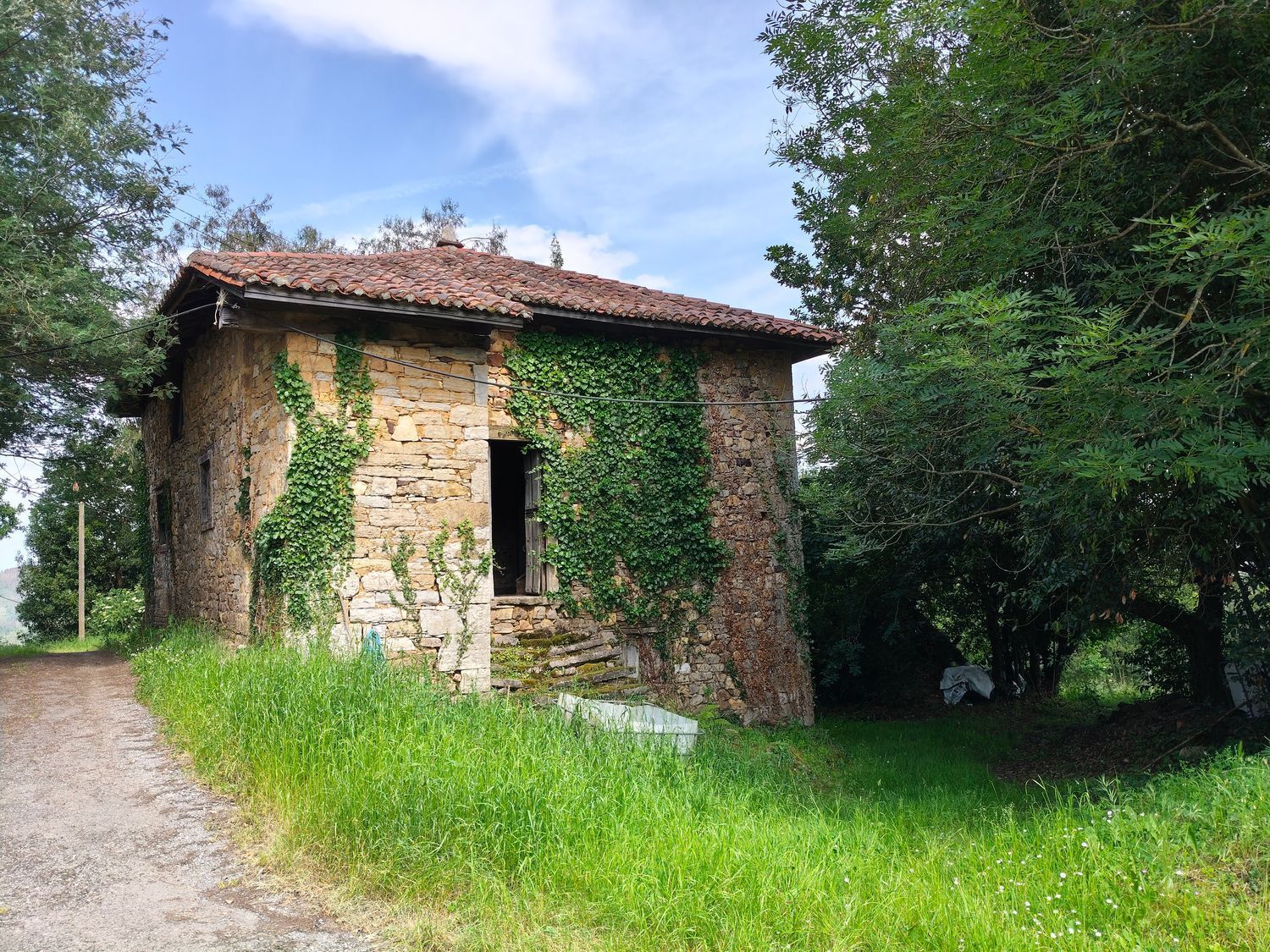 Villamar de Arriba, Salas, Asturias