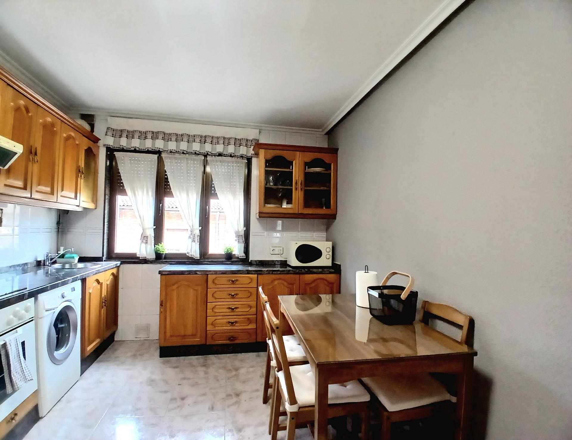 Blimea, San Martín del Rey Aurelio, Asturias