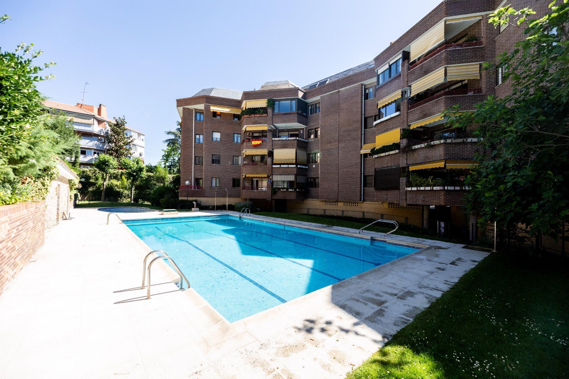 Piso en venta en calle España, Majadahonda 31/31