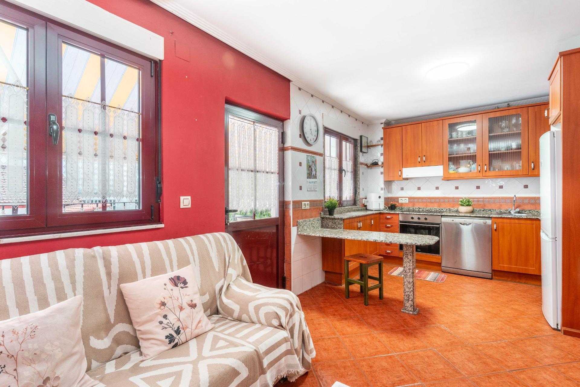 Casa en venta  calle JOSE MANUEL BOBES, 26, Lugo de Llanera, Asturias  13/49