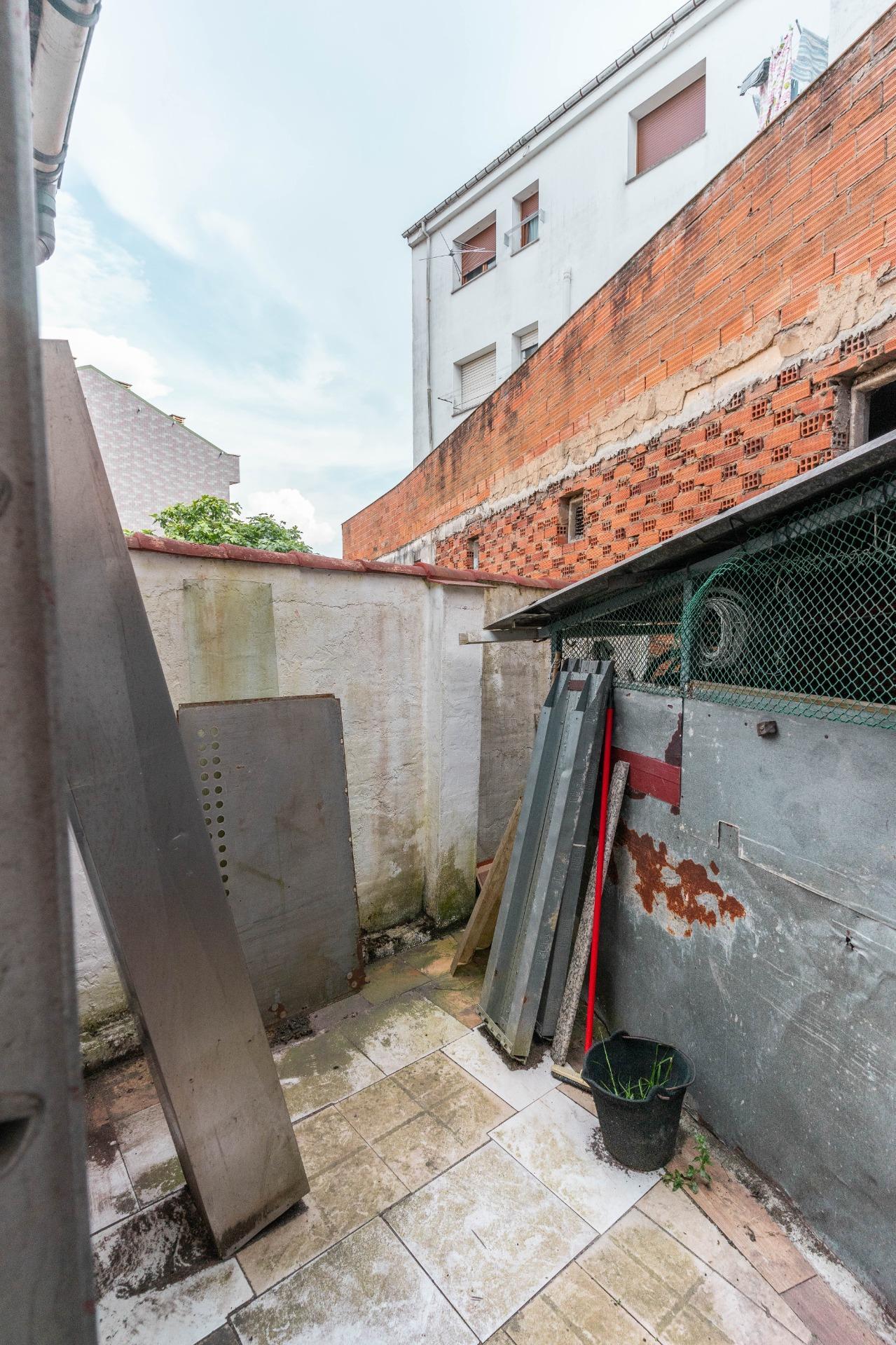 Casa en venta  calle JOSE MANUEL BOBES, 26, Lugo de Llanera, Asturias  43/49