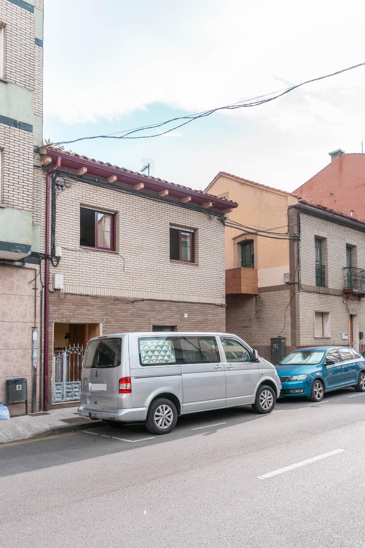 Casa en venta  calle JOSE MANUEL BOBES, 26, Lugo de Llanera, Asturias  48/49