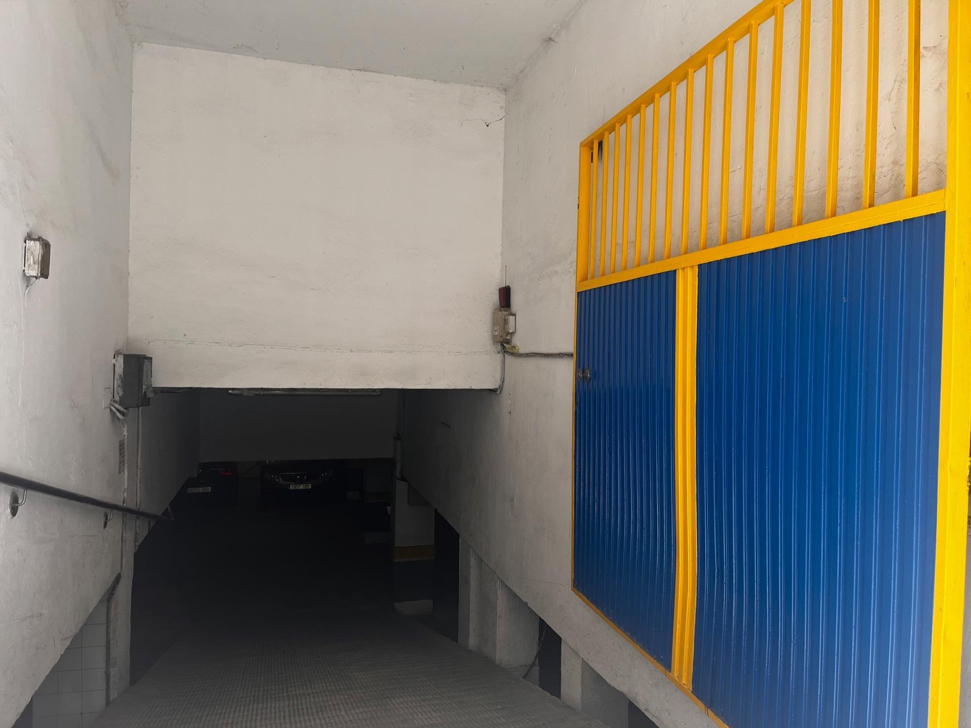 Garaje en alquiler, Sevilla, Sevilla, Sevilla