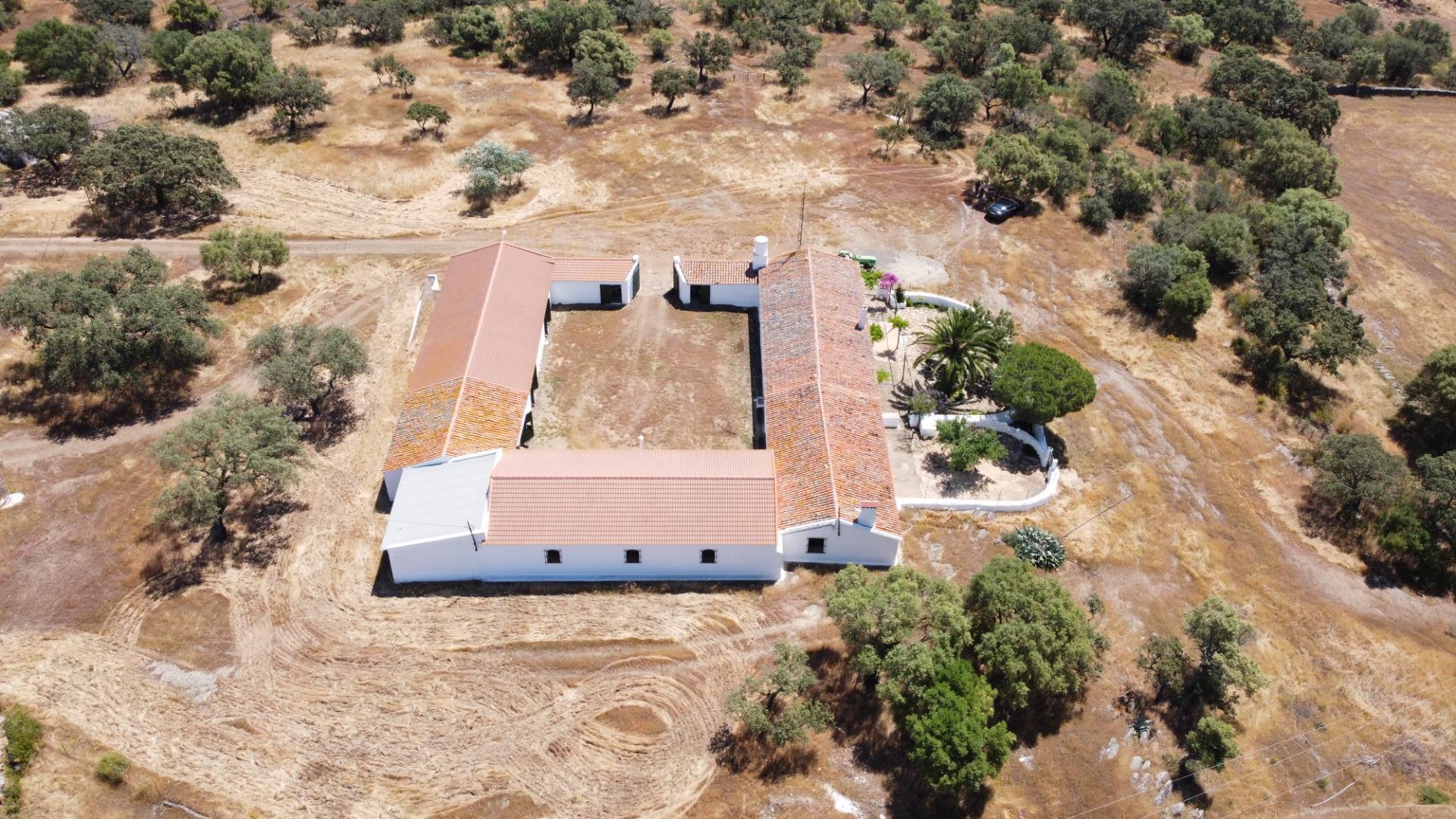 El Toril, Villanueva de los Castillejos, Huelva