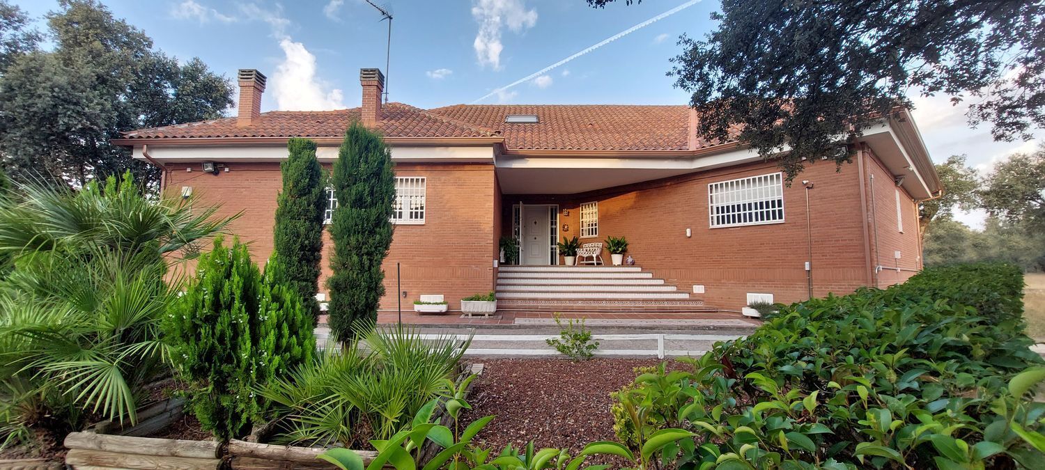 Casa en venta en Villanueva de la Cañada 5/40