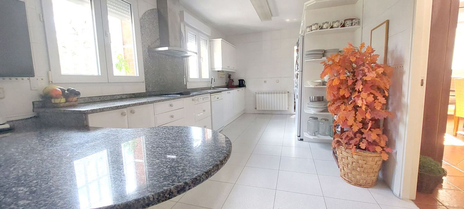 Casa en venta en Villanueva de la Cañada 9/40