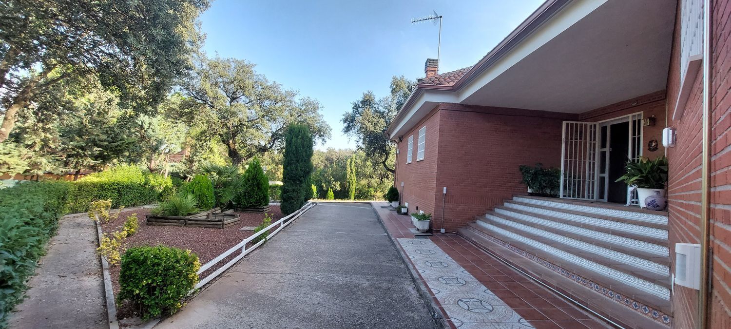 Casa en venta en Villanueva de la Cañada 35/40
