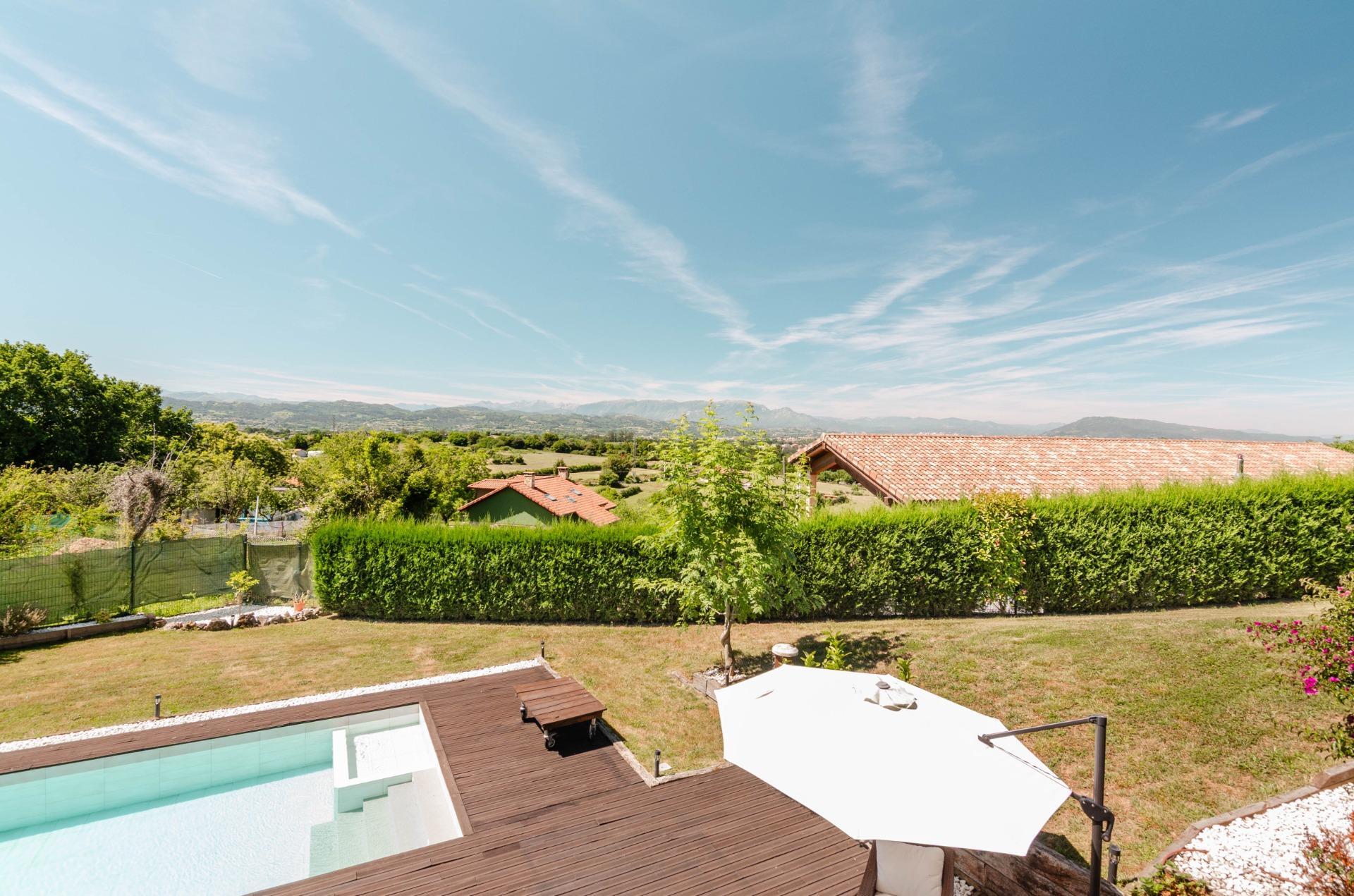 Casa en venta en calle Pañeda Nueva, 46,  El Mesón La Tabla, Asturias 11/73