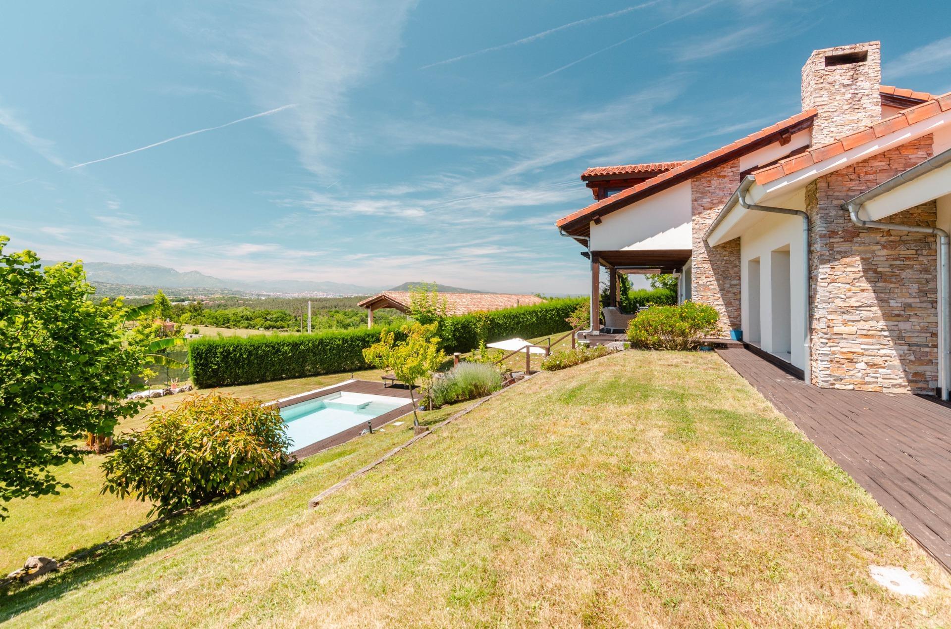 Casa en venta en calle Pañeda Nueva, 46,  El Mesón La Tabla, Asturias 14/73