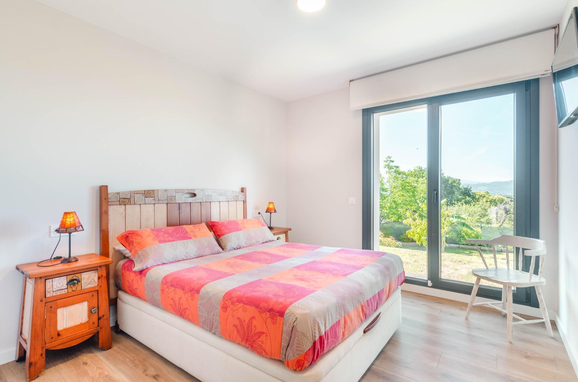 Casa en venta en calle Pañeda Nueva, 46,  El Mesón La Tabla, Asturias 35/73