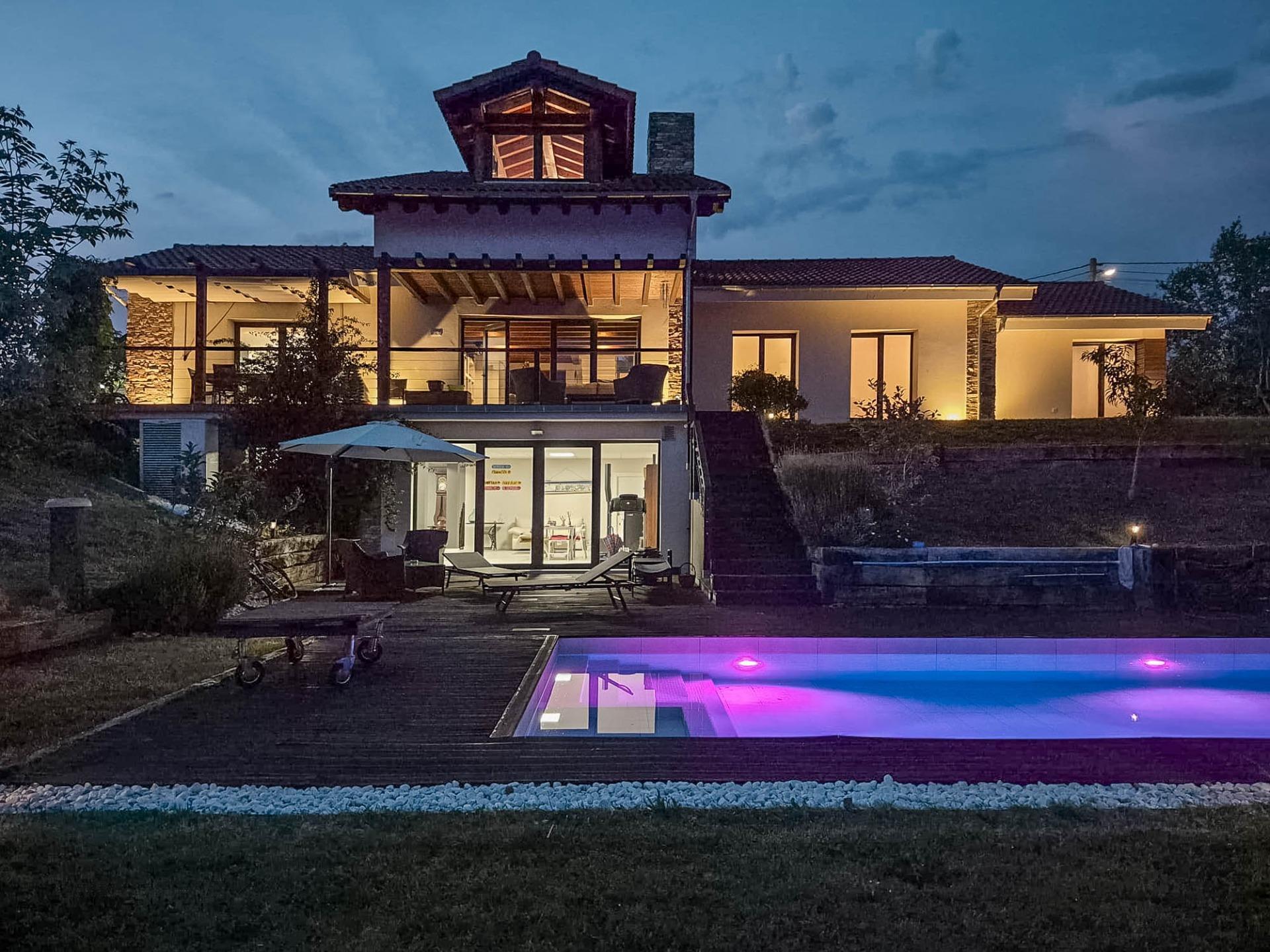 Casa en venta en calle Pañeda Nueva, 46,  El Mesón La Tabla, Asturias 68/73