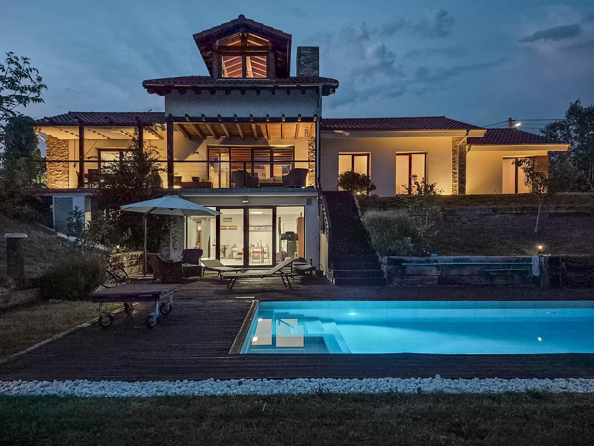 Casa en venta en calle Pañeda Nueva, 46,  El Mesón La Tabla, Asturias 70/73