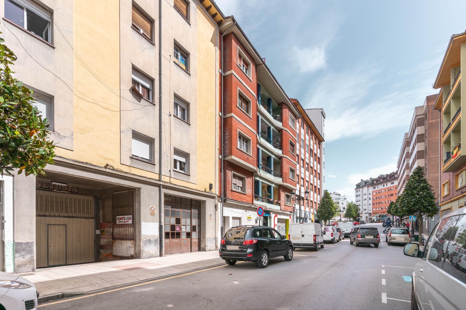 Calle Armando Álvarez Palacio, Oviedo, Asturias
