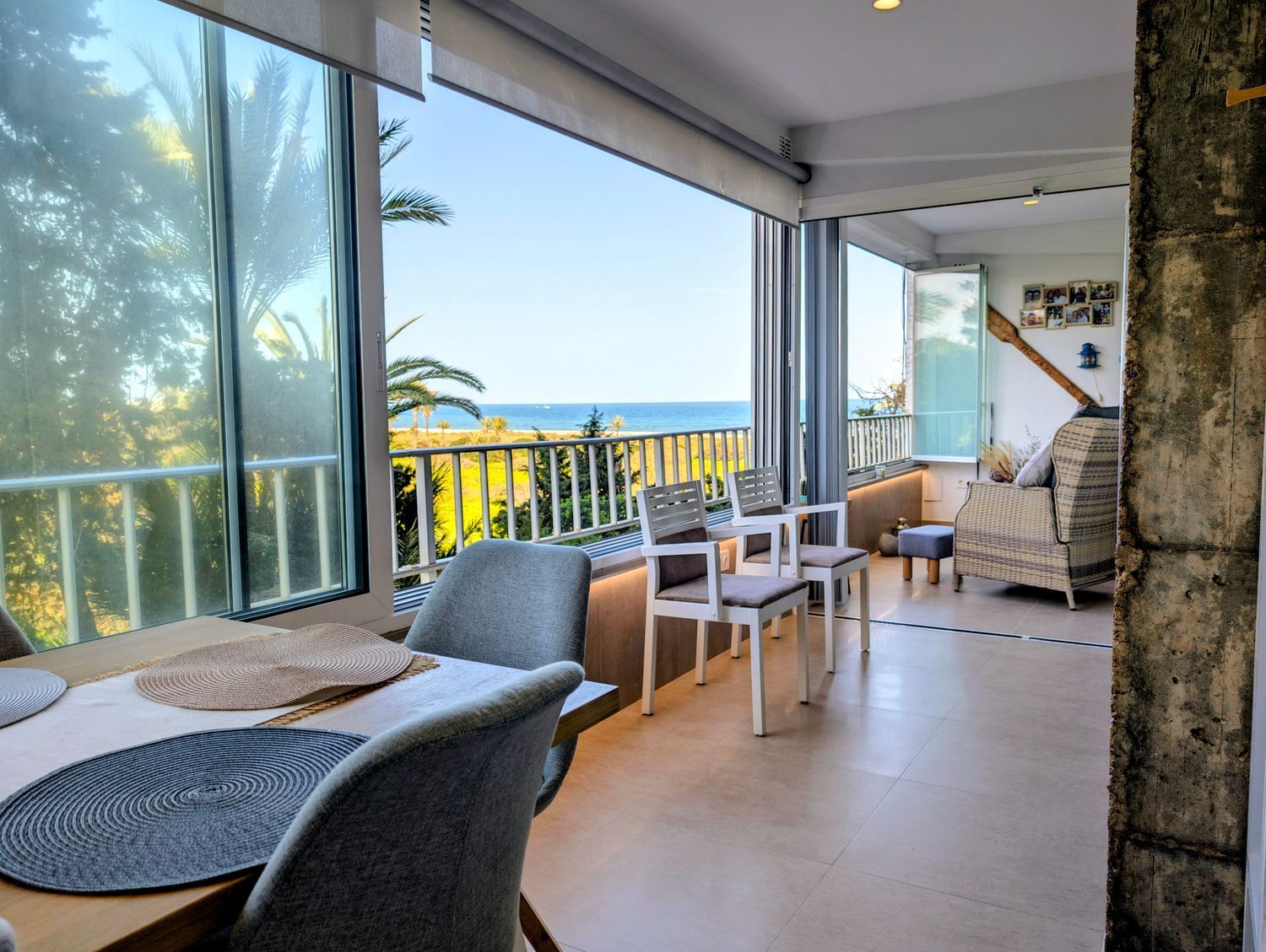 Piso en venta en calle Pleamar, Torrevieja 8/25