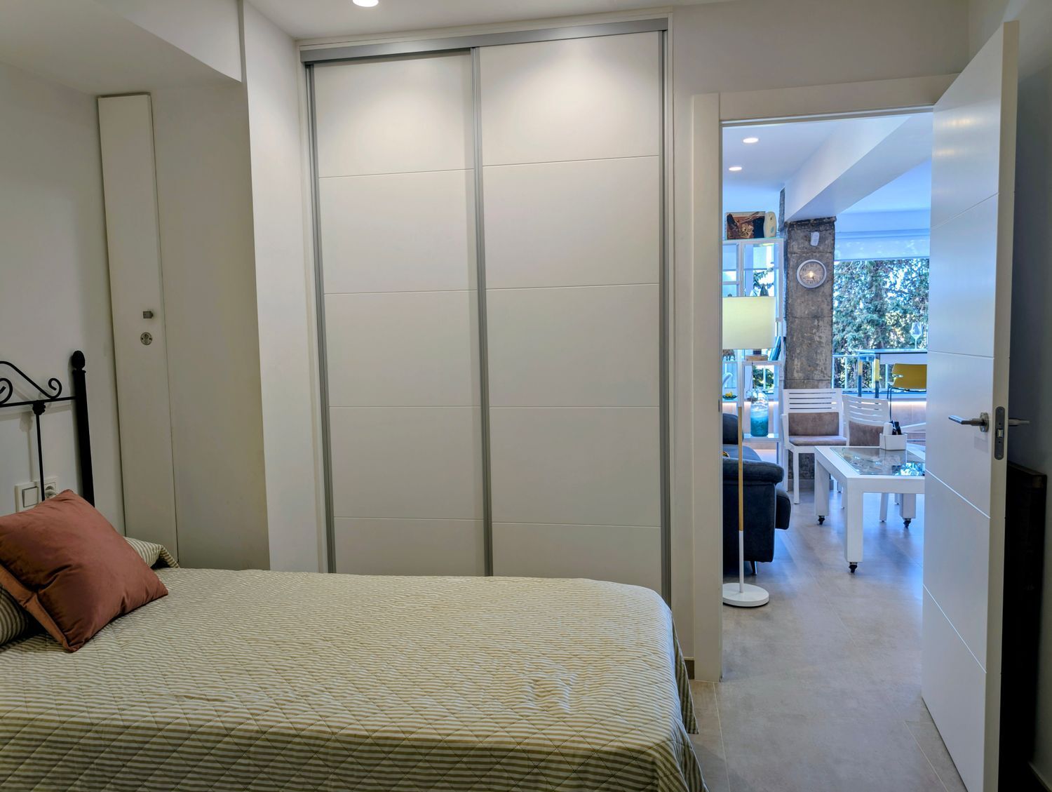 Piso en venta en calle Pleamar, Torrevieja 20/25