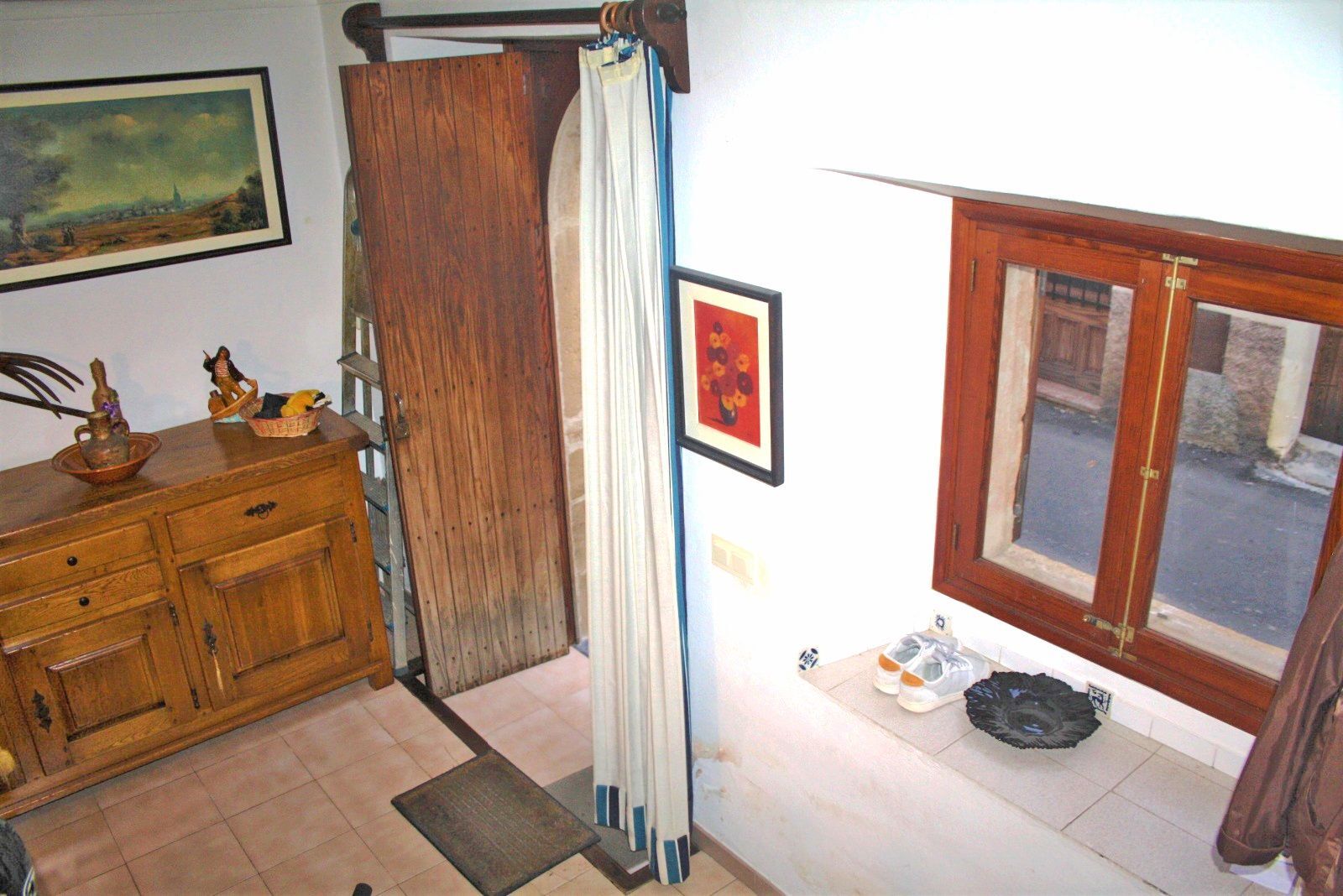 SALÓN/ENTRADA PB