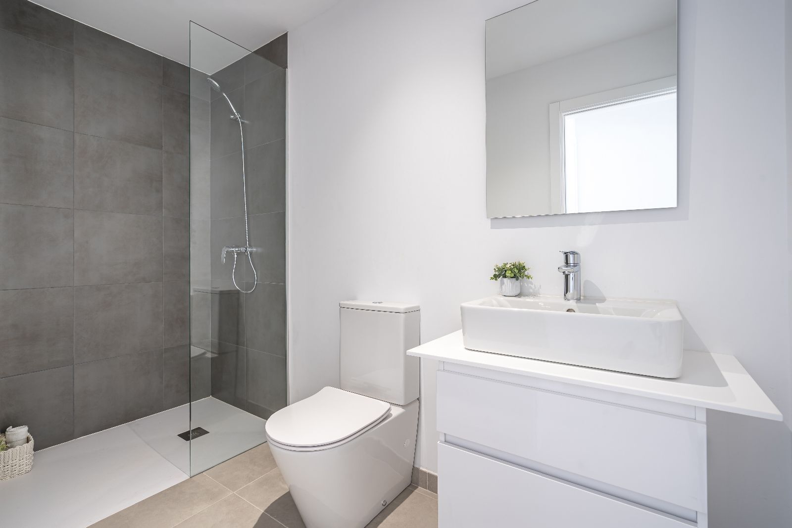 Casa en venta en calle Dels Geranis, Cala Romantica 13/17