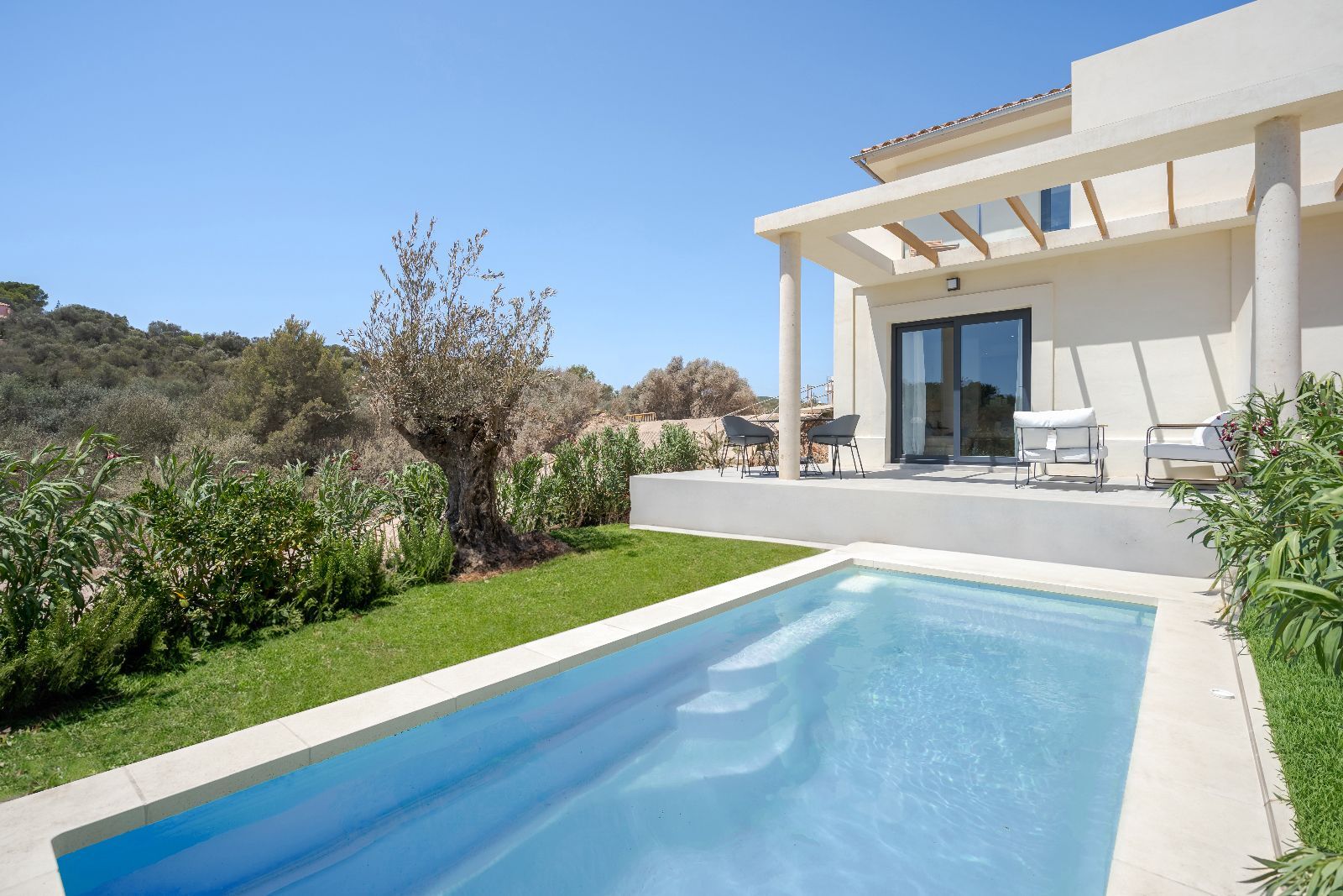 Casa en venta en calle Dels Geranis, Cala Romantica 16/17