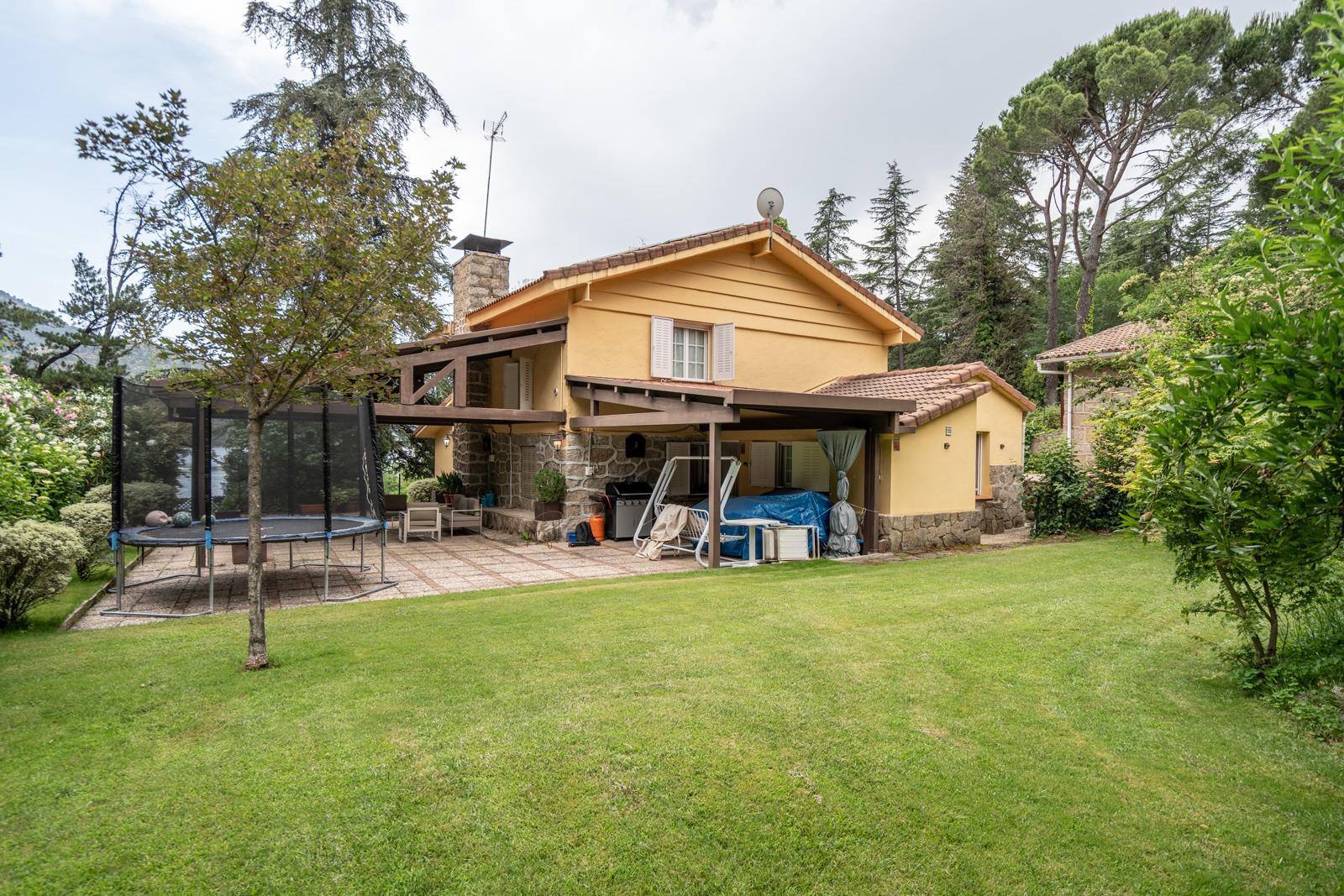 Nave Industrial en venta  El Barraco  40/61