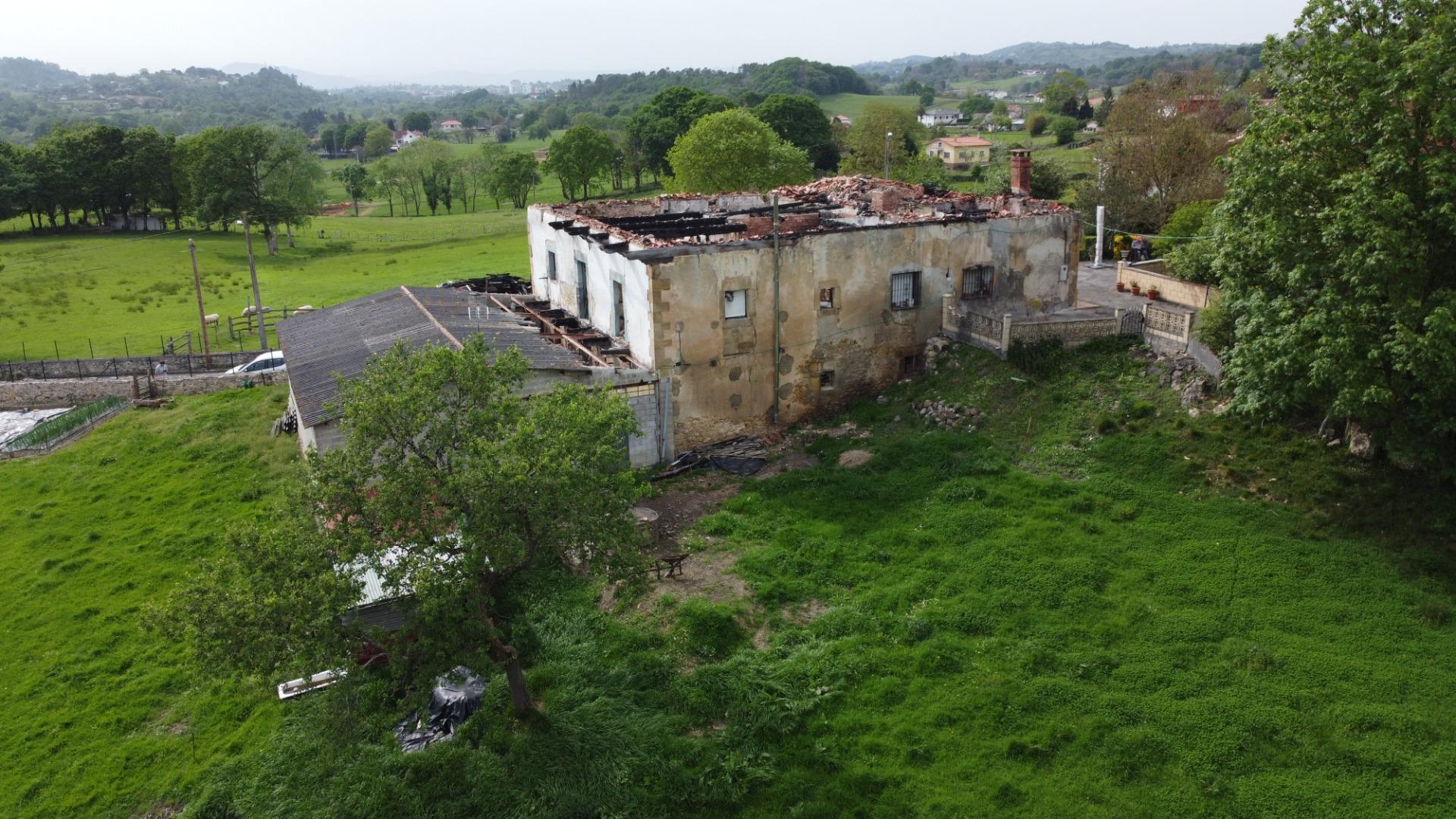 Casa en venta en calle Abajo, 17, Siero 2/63