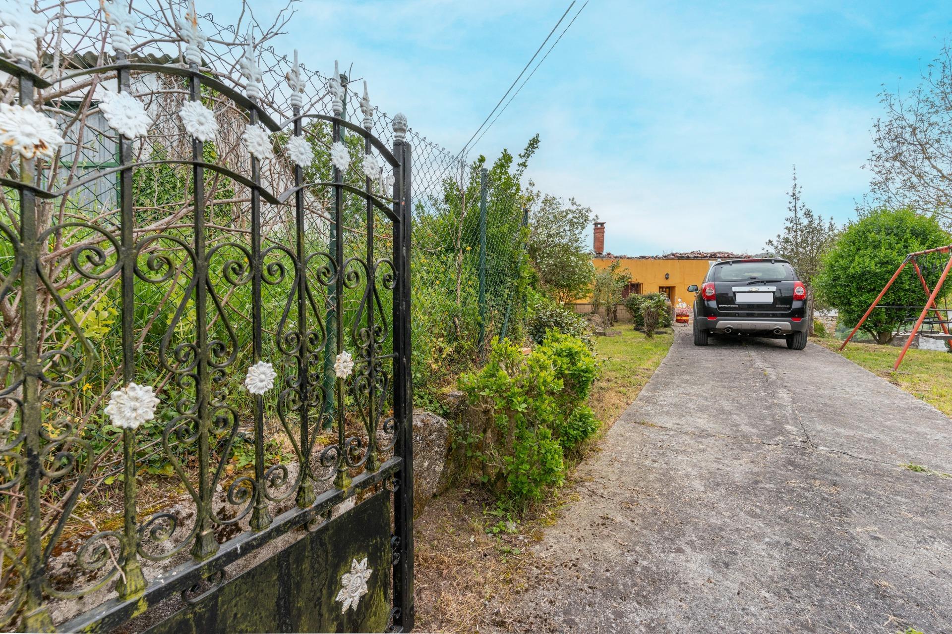 Casa en venta en calle Abajo, 17, Siero 5/63