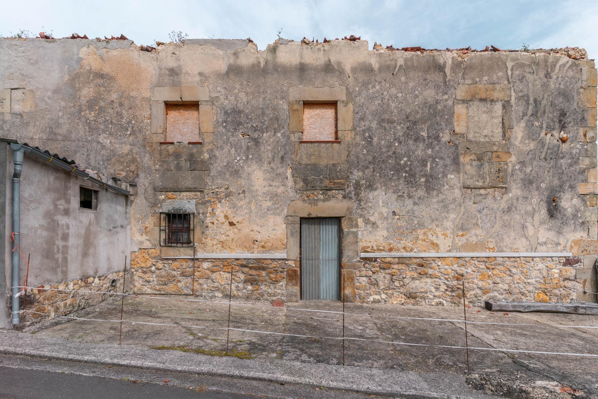 Casa en venta en calle Abajo, 17, Siero 14/63