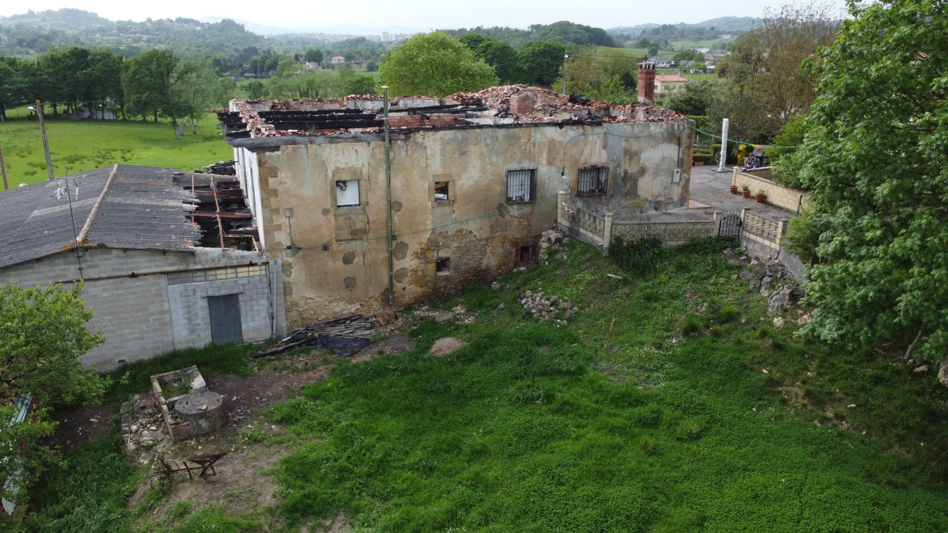 Casa en venta en calle Abajo, 17, Siero 38/63