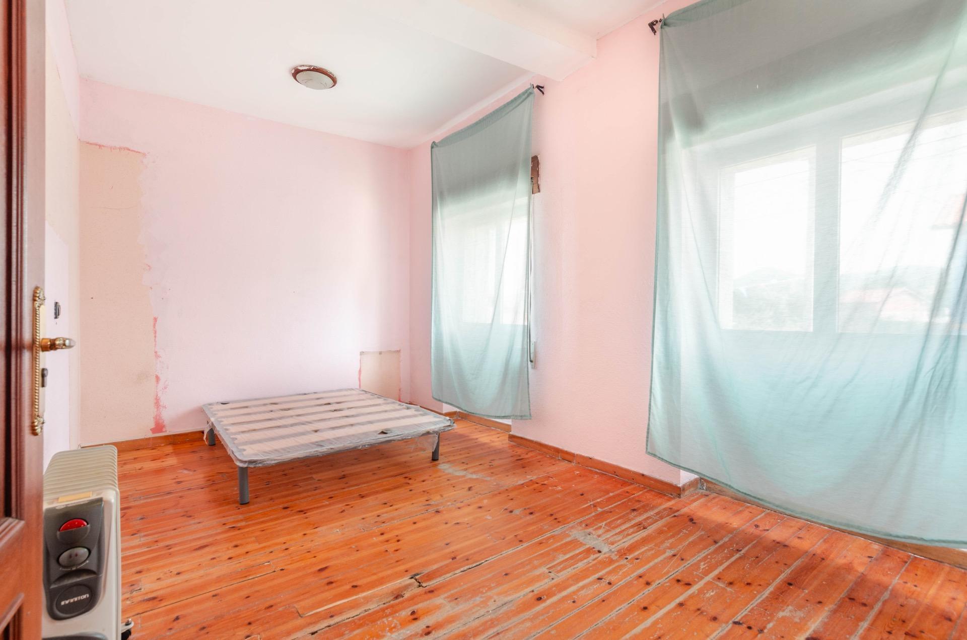 Casa en venta en calle Santo Dolfo, 47, Grado 38/71