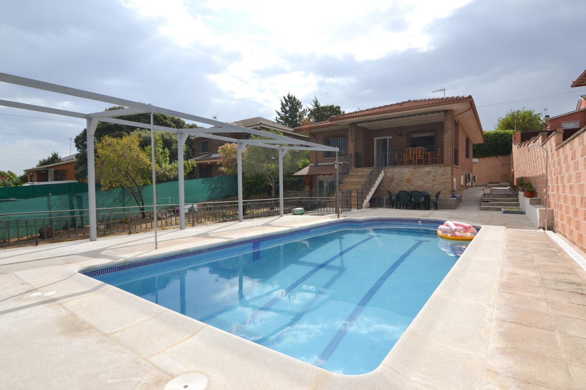 Casa en venta  Casarrubios del Monte  1/1