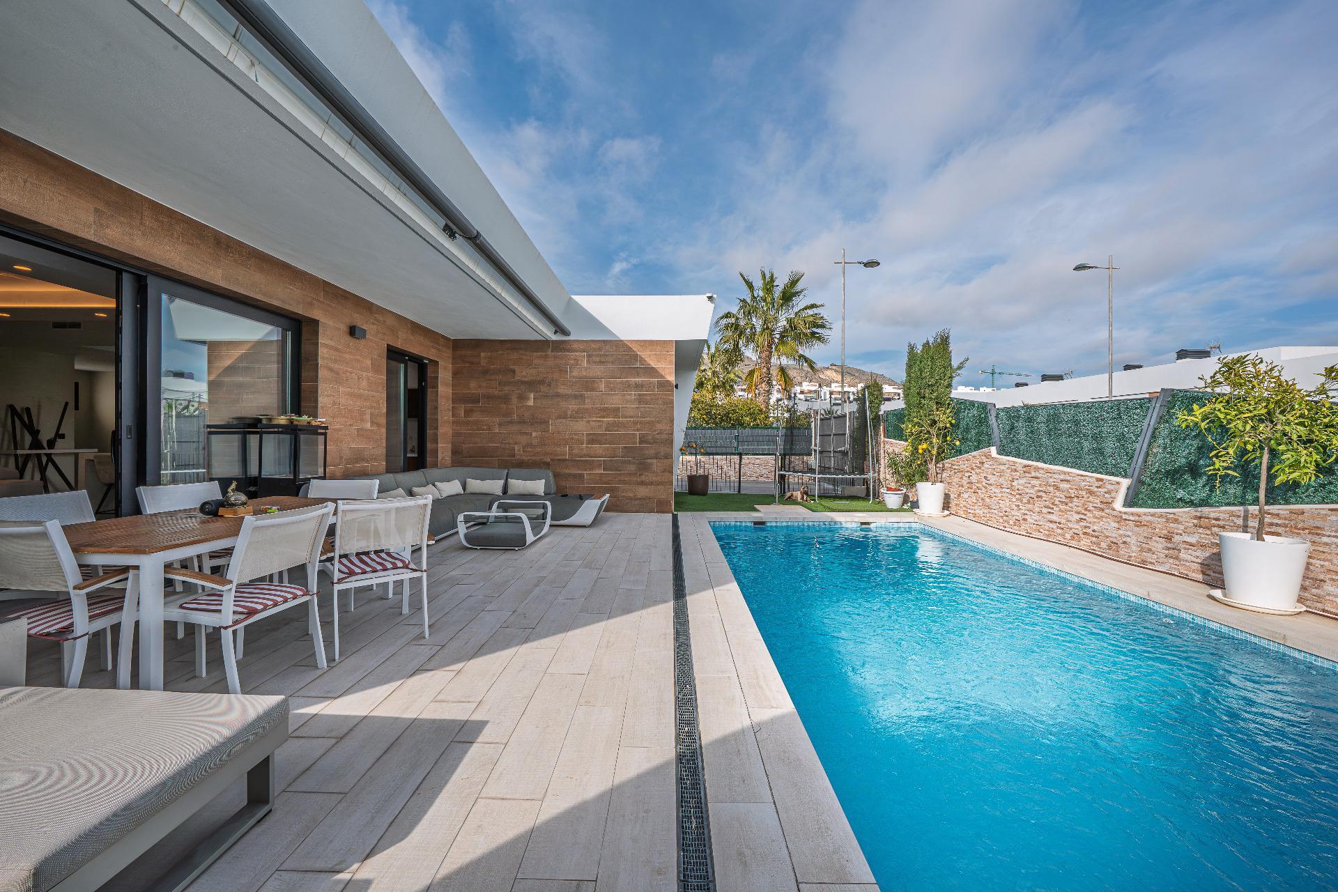 Chalet individual en alquiler, Finestrat