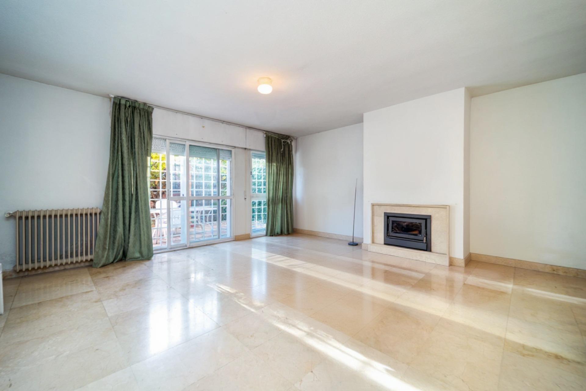 Casa en venta  calle HUMERA, Pozuelo de Alarcon  1/1