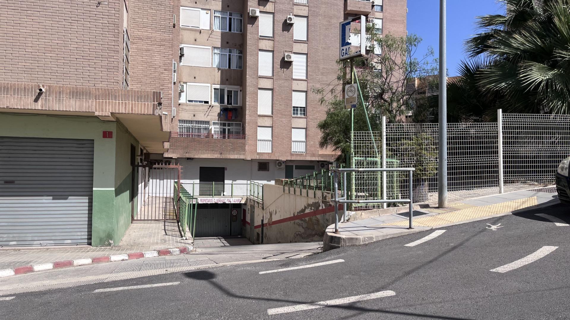 Garaje en venta, AlmerÃ­a, AlmerÃ­a, AlmerÃ­a