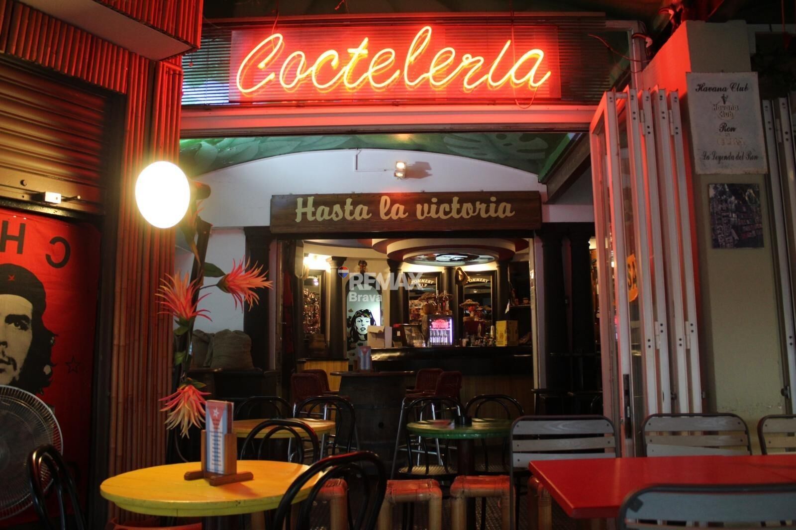 Local Comercial en venta, Empuriabrava, Girona