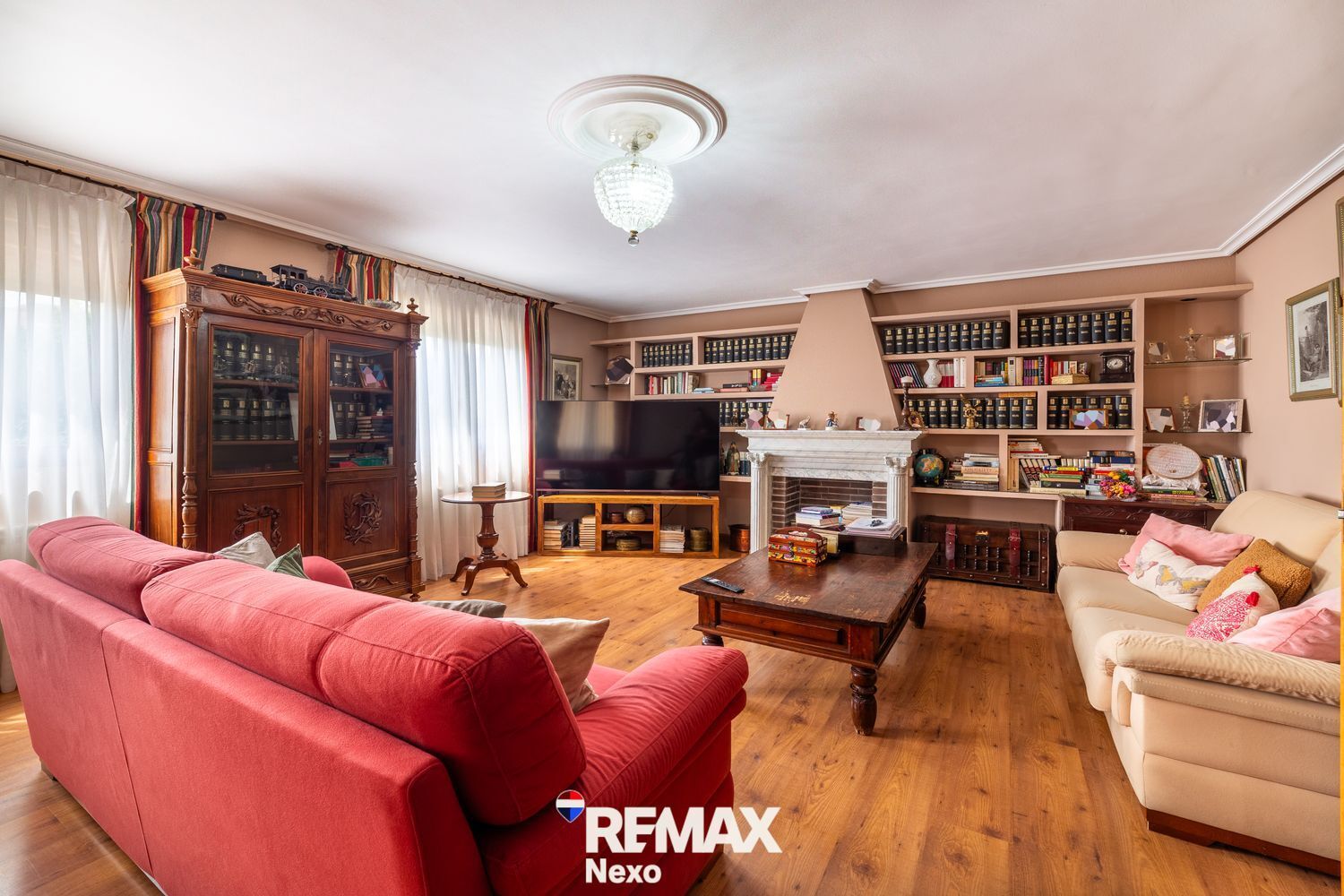 Chalet individual en venta, Renedo de Esgueva, Valladolid, Valladolid