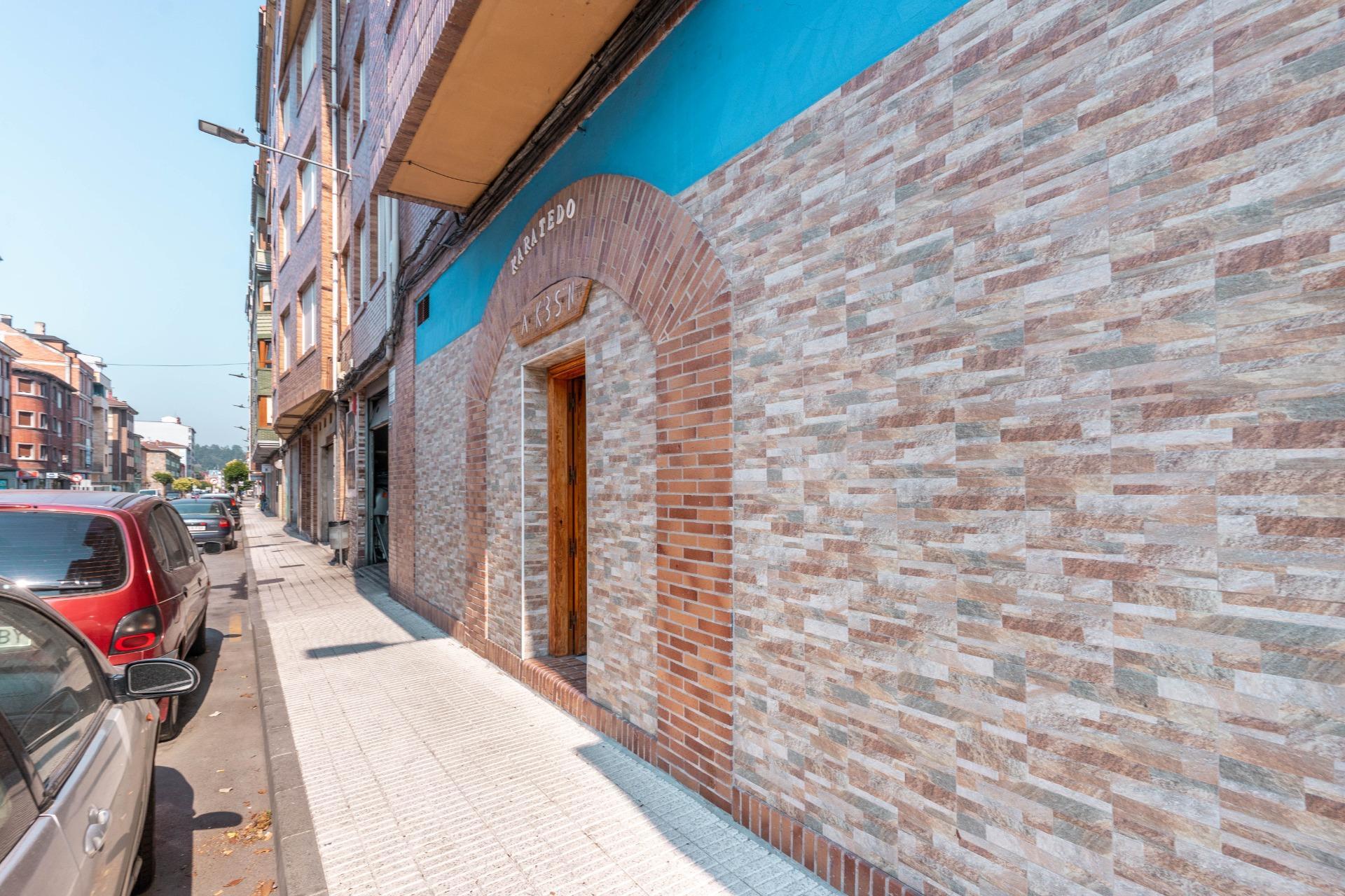 Local Comercial en venta, San Martín del Rey Aurelio