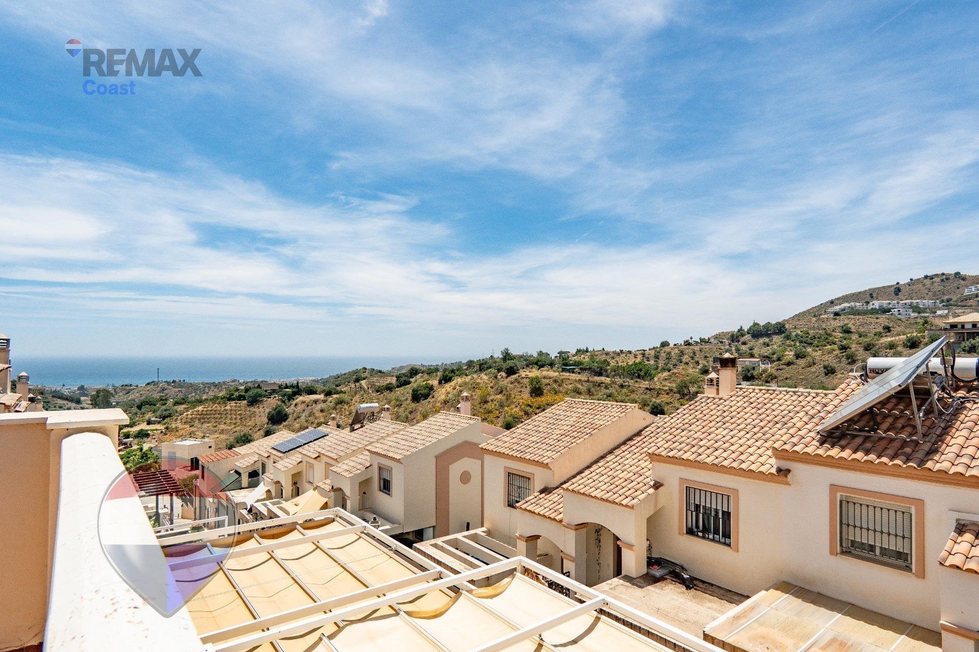 Chalet adosado en venta, Benagalbón