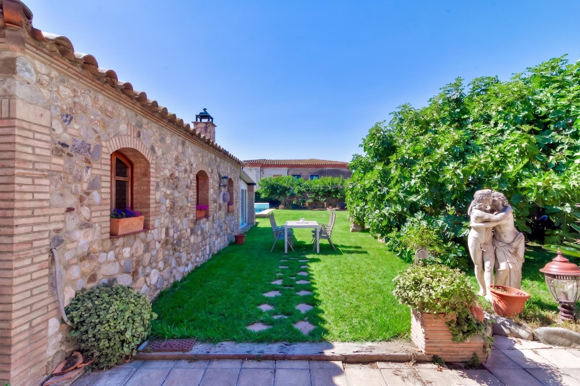 Casa rural en venta, Vilamacolum, Girona, Girona