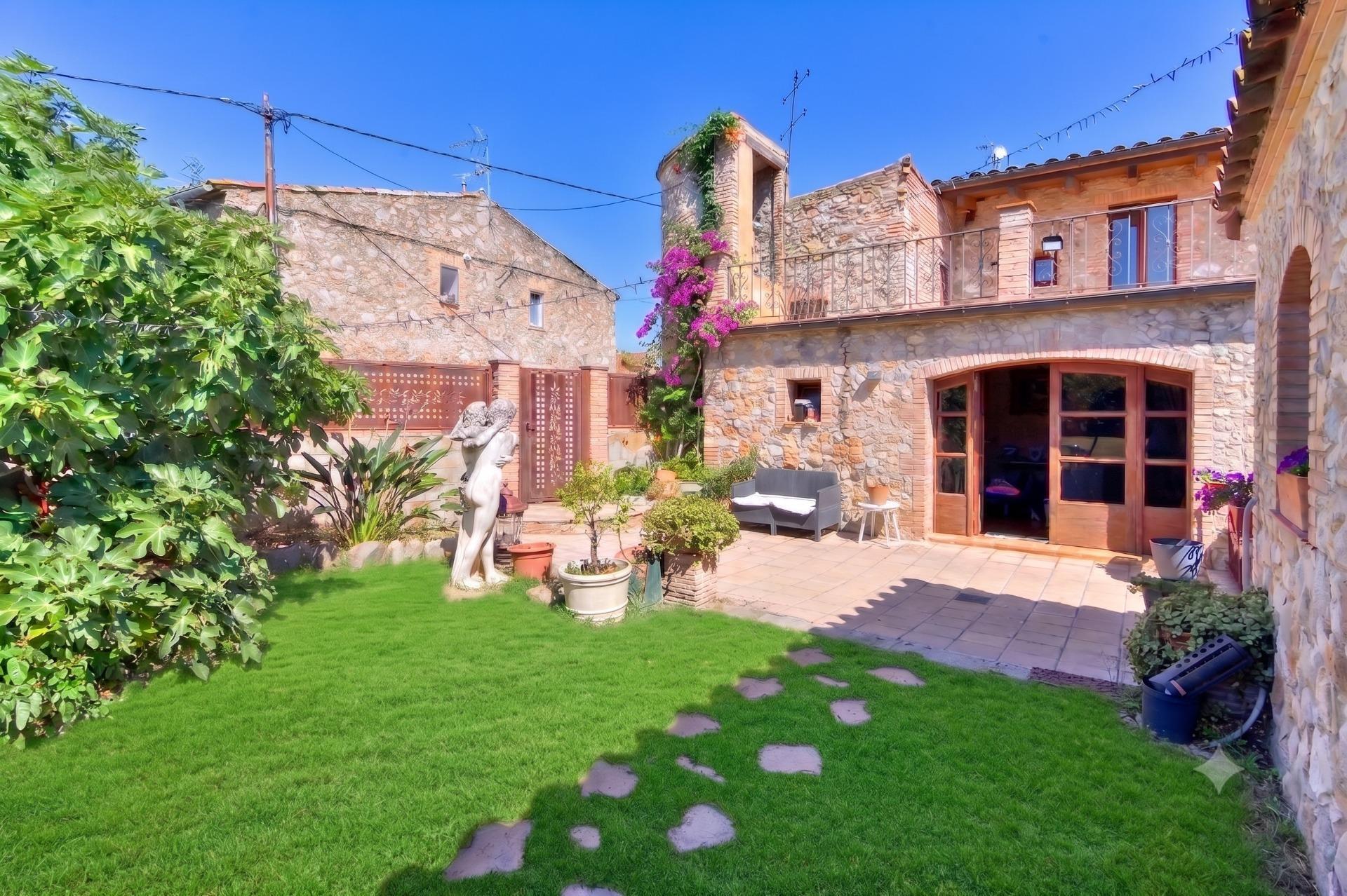 Casa rural en venta, Vilamacolum