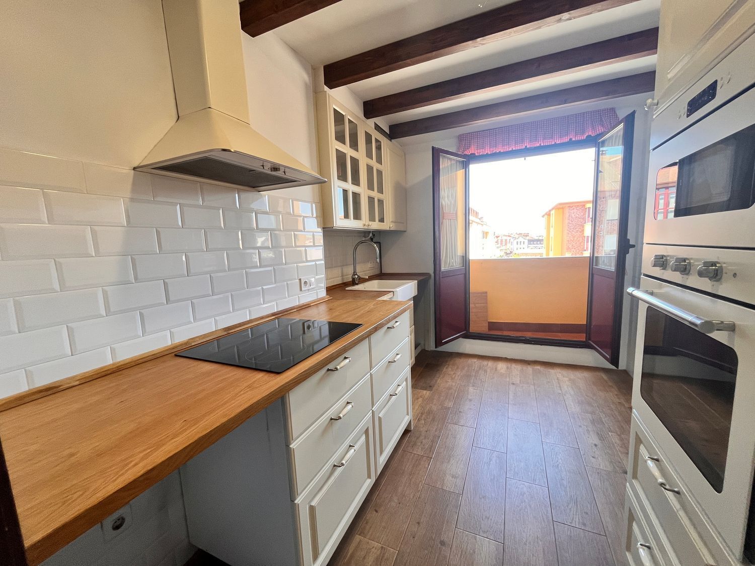 Piso en venta, Colloto, Asturias