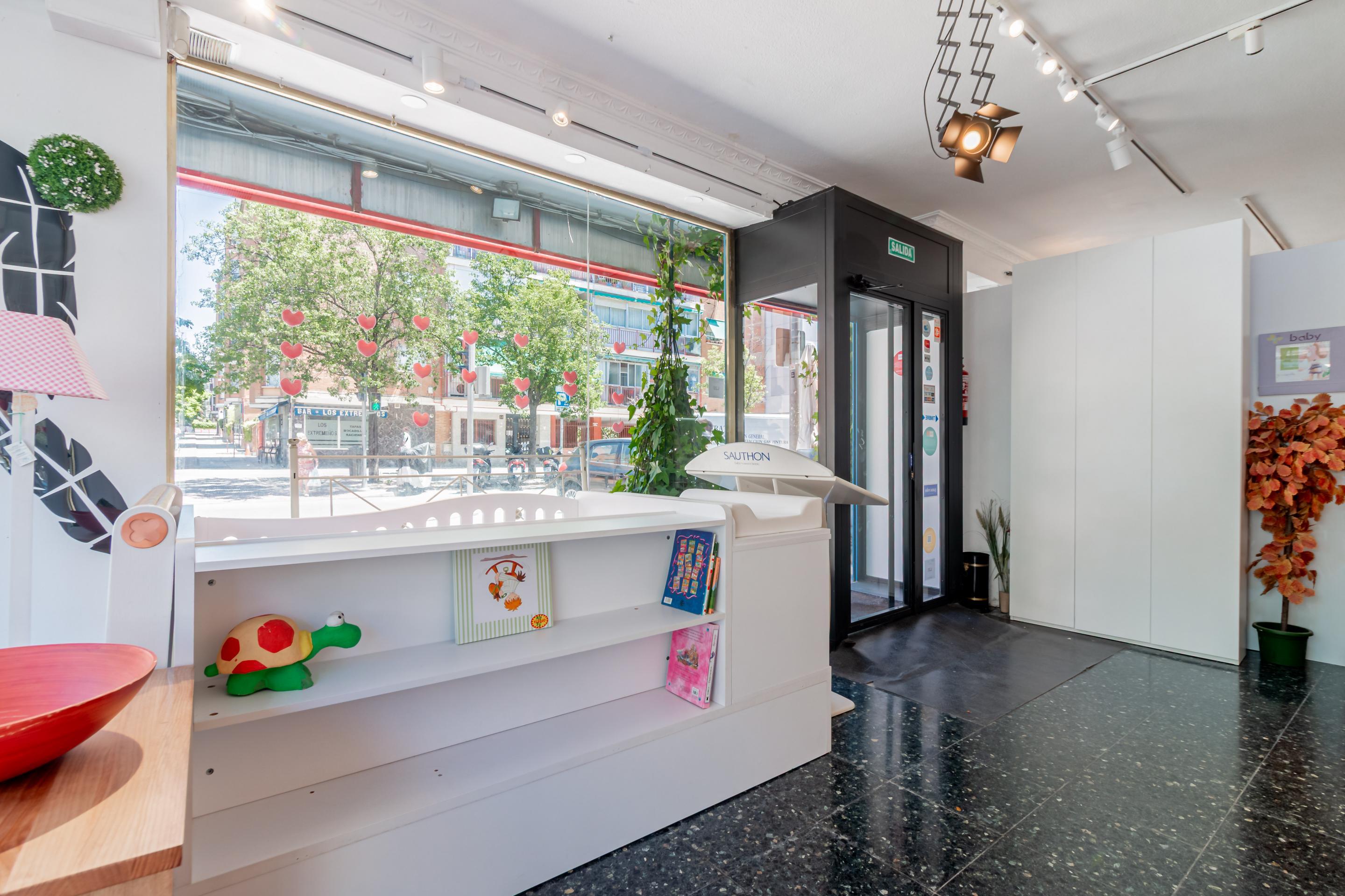 Local Comercial en venta, Ciudad Lineal - Pueblo Nuevo, Madrid, Madrid