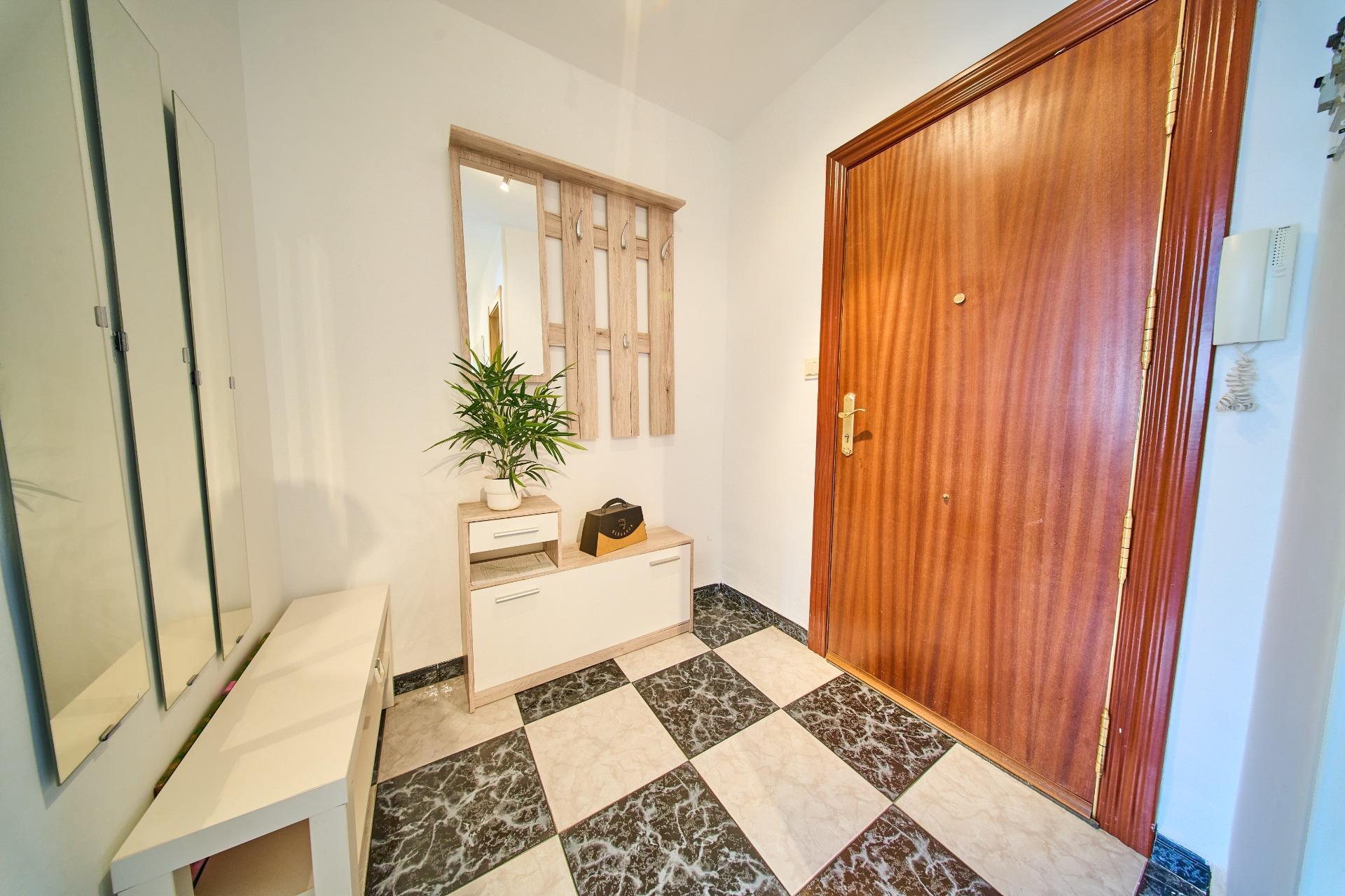 Piso en venta, ZaidÃ­n, Granada, Granada