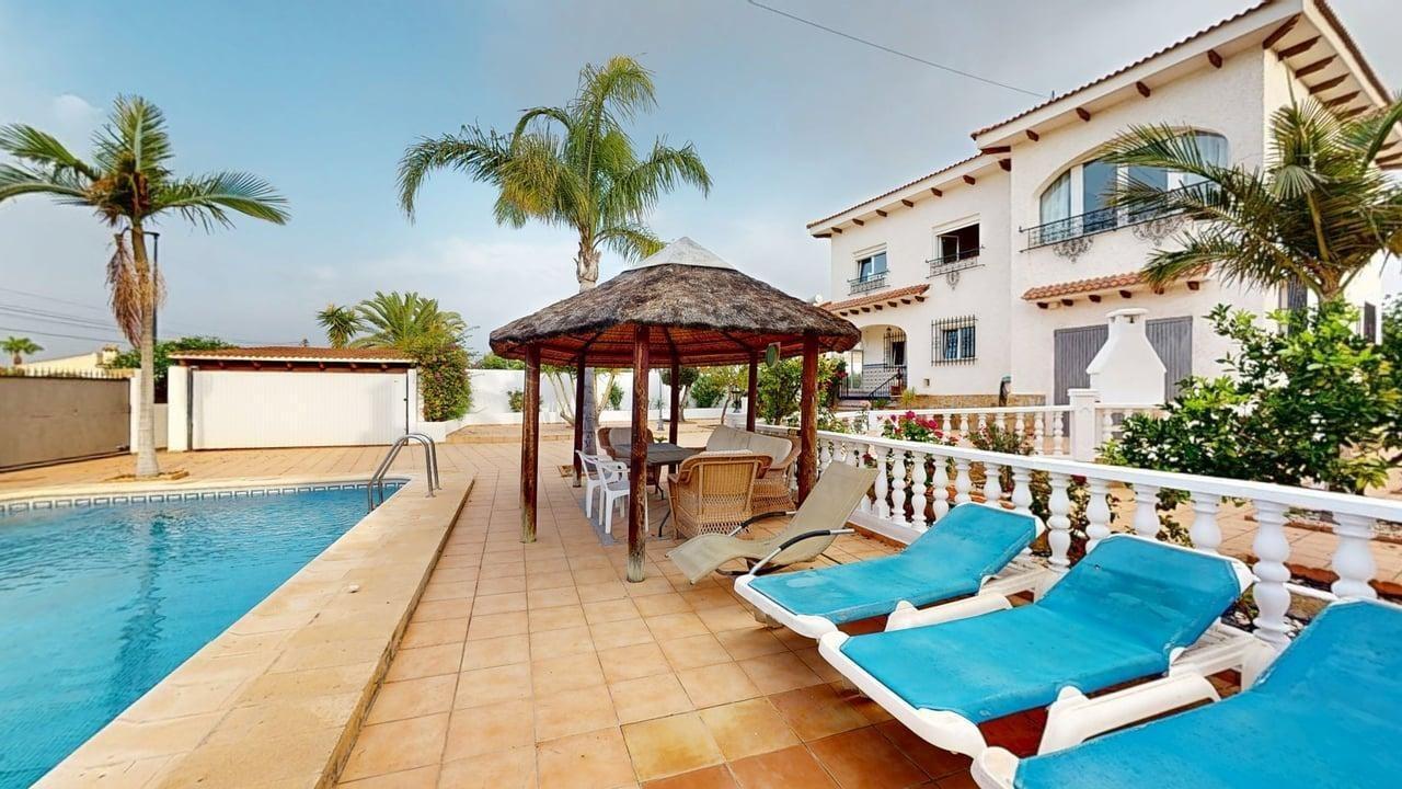 Chalet individual en venta, L'AlfÃ s del Pi, Alicante/Alacant, Alicante/Alacant