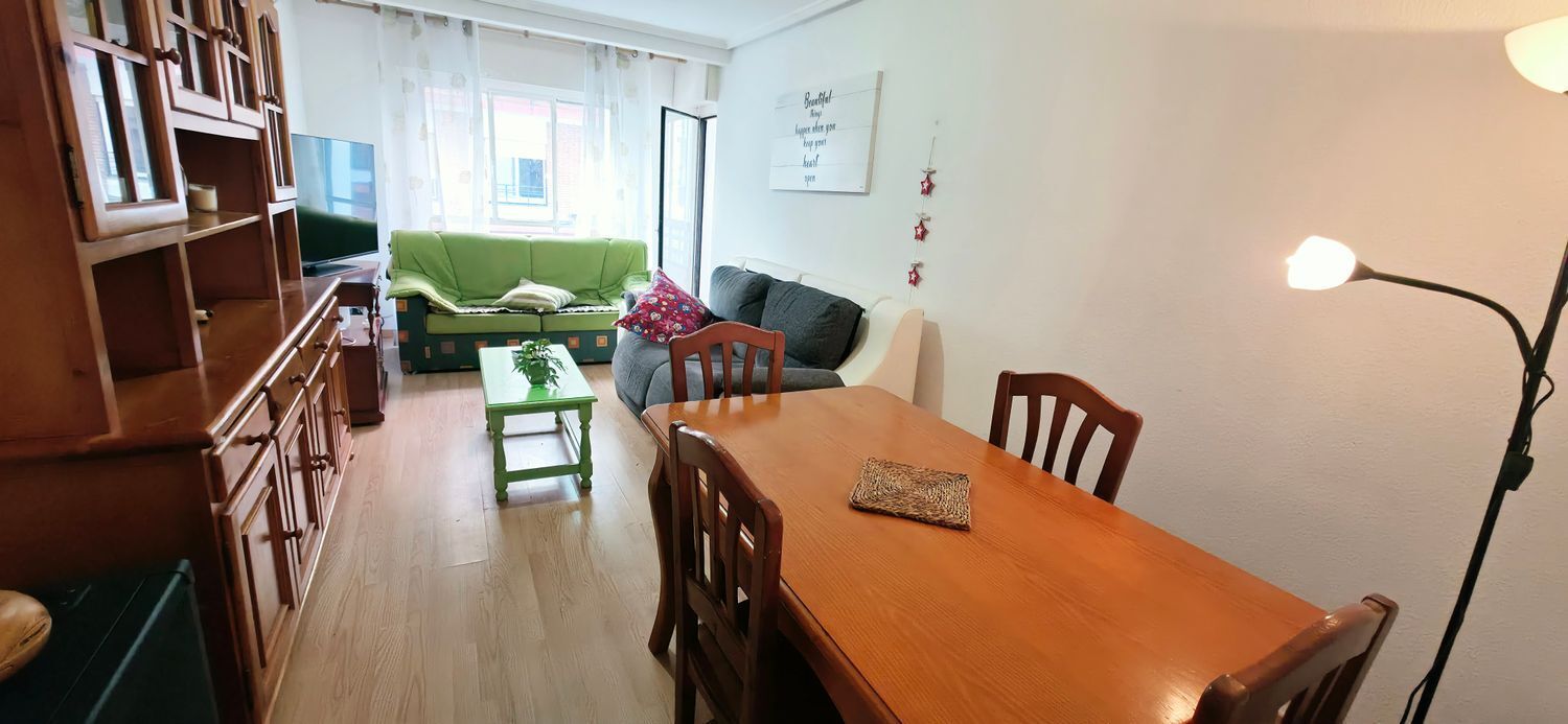 Piso en venta, León, León