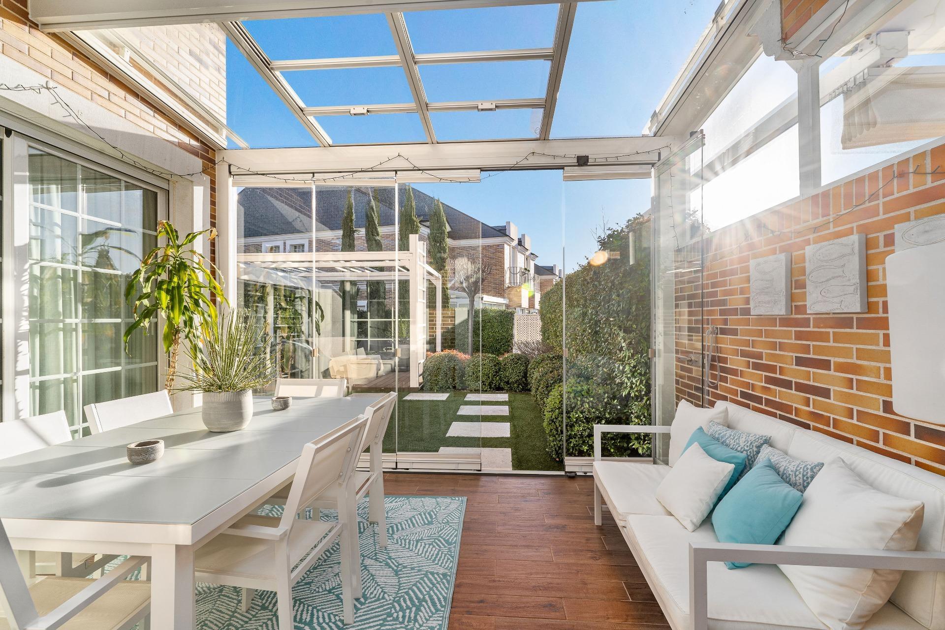 Chalet adosado en alquiler, Urbanizaciones Noroeste, Madrid, Madrid