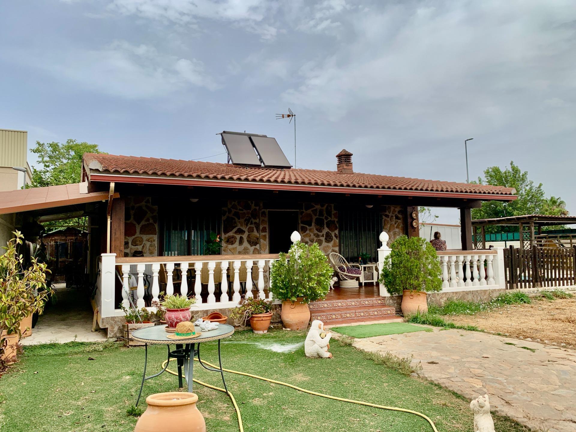 Chalet individual en venta, Lora del Río, Sevilla