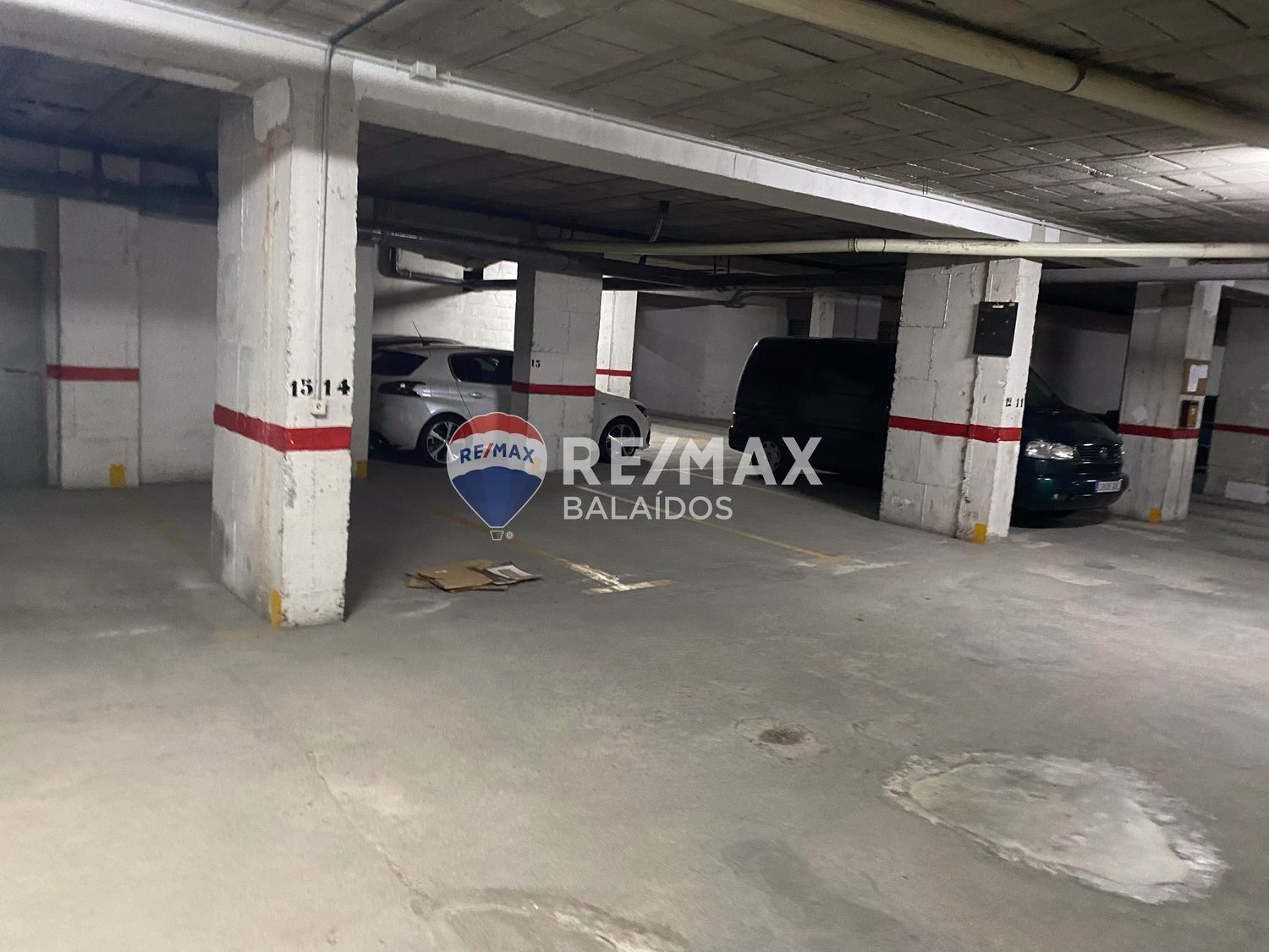 Garaje en venta  calle de Castelao, Vigo  1/21